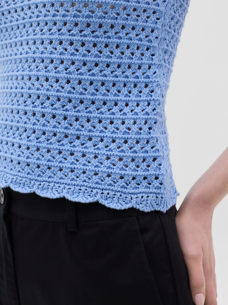 Light blue crochet tank top with V neck_2