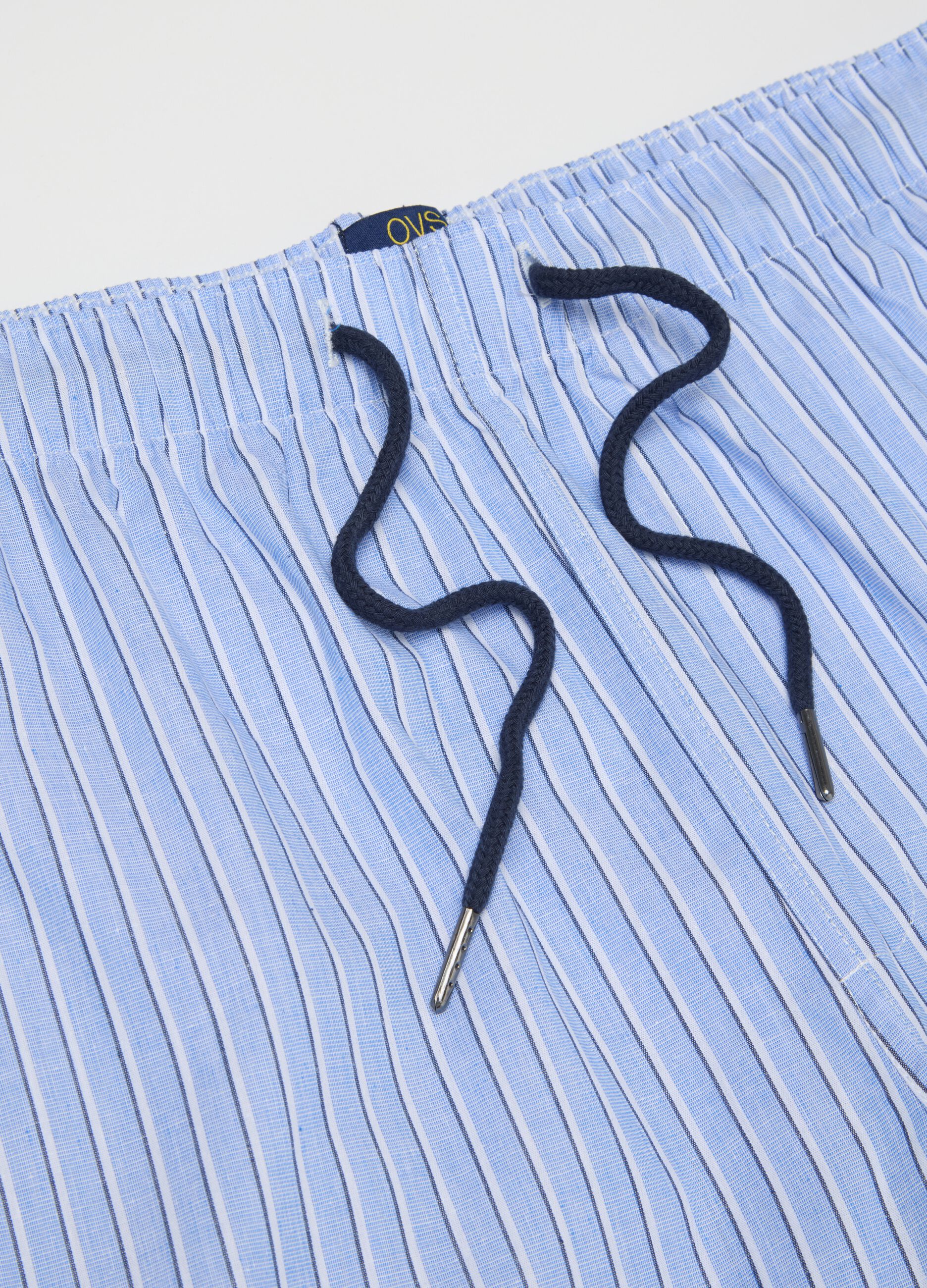 Men's multi-colour pure cotton regular fit striped shorts