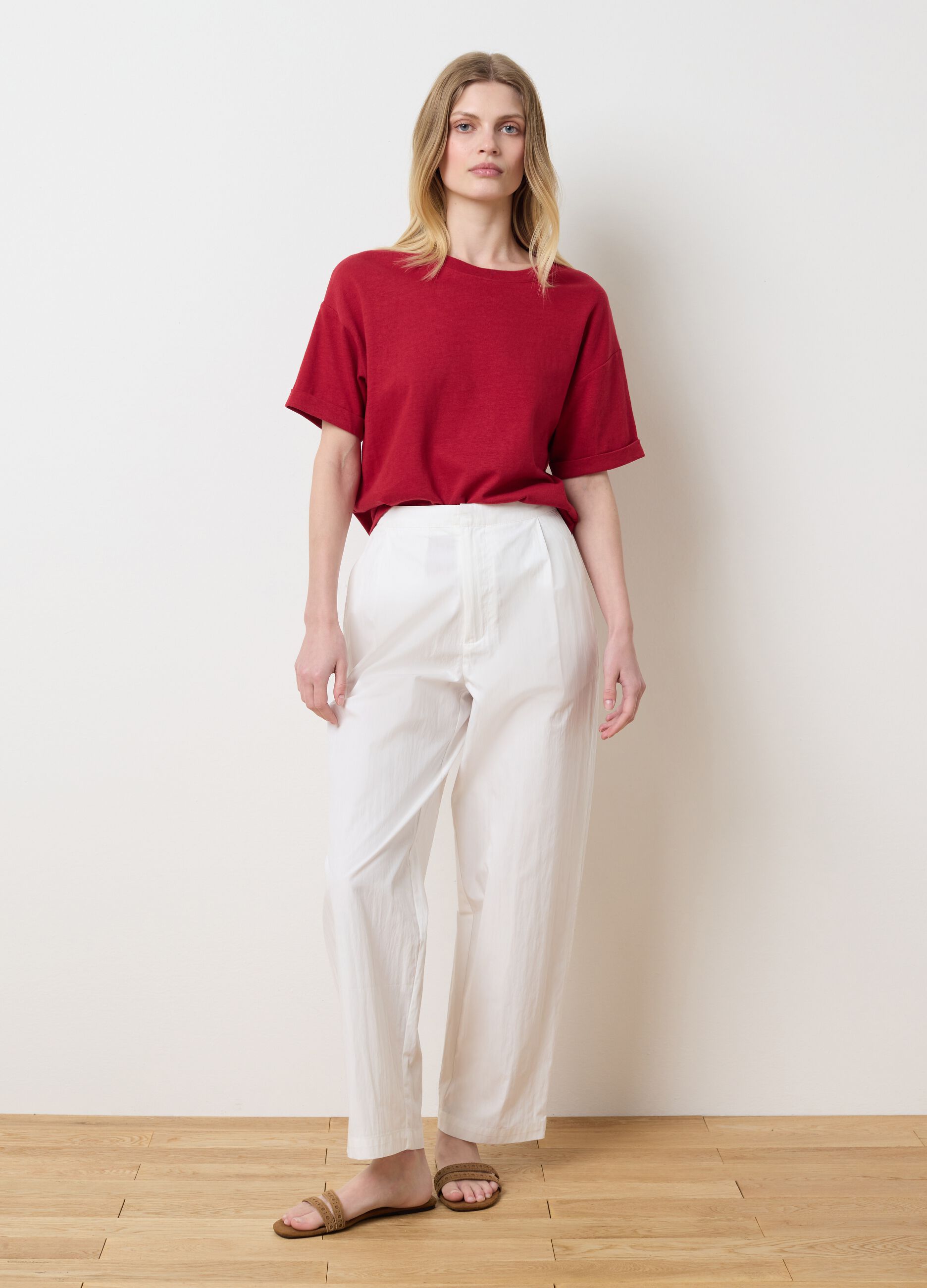 Pantalone carrot fit con pinces bianco