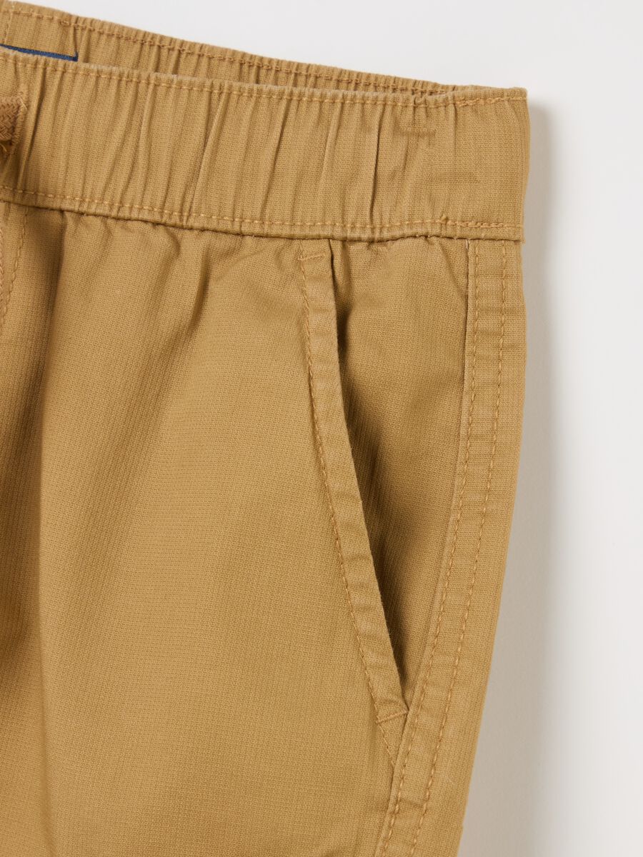 Cargo Bermuda shorts with drawstring_3