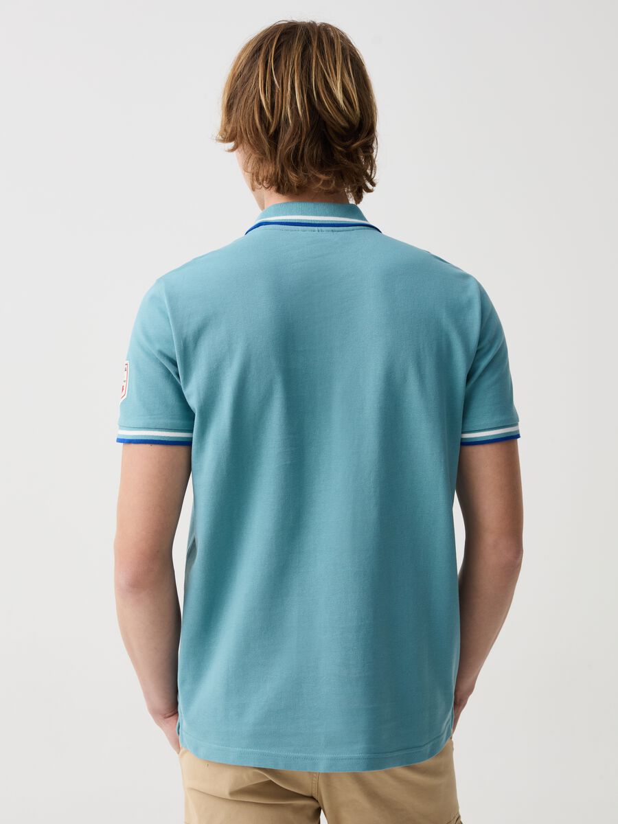 Polo shirt with striped edging and logo embroidery_2