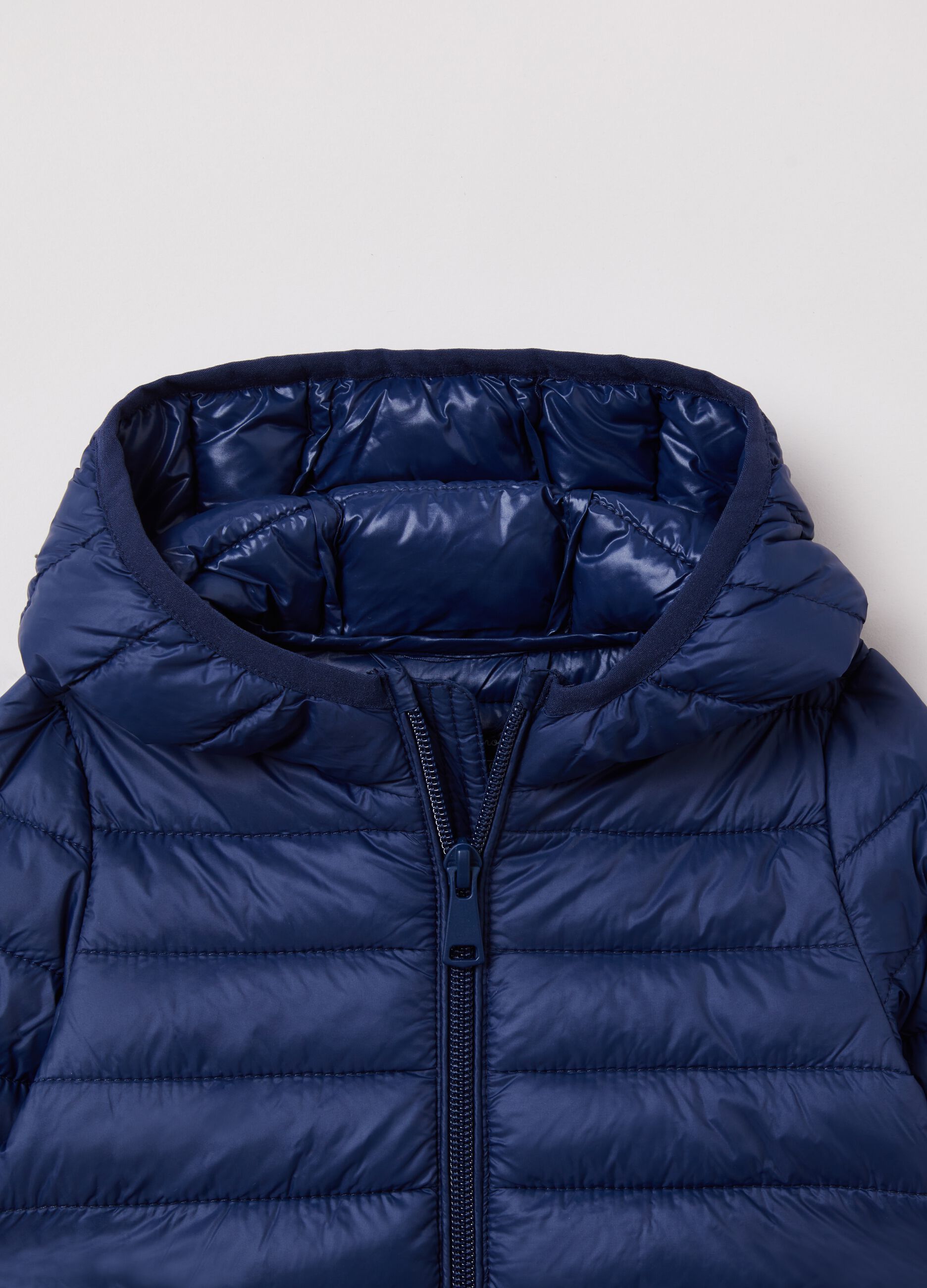 Piumino ultralight con cappuccio_2