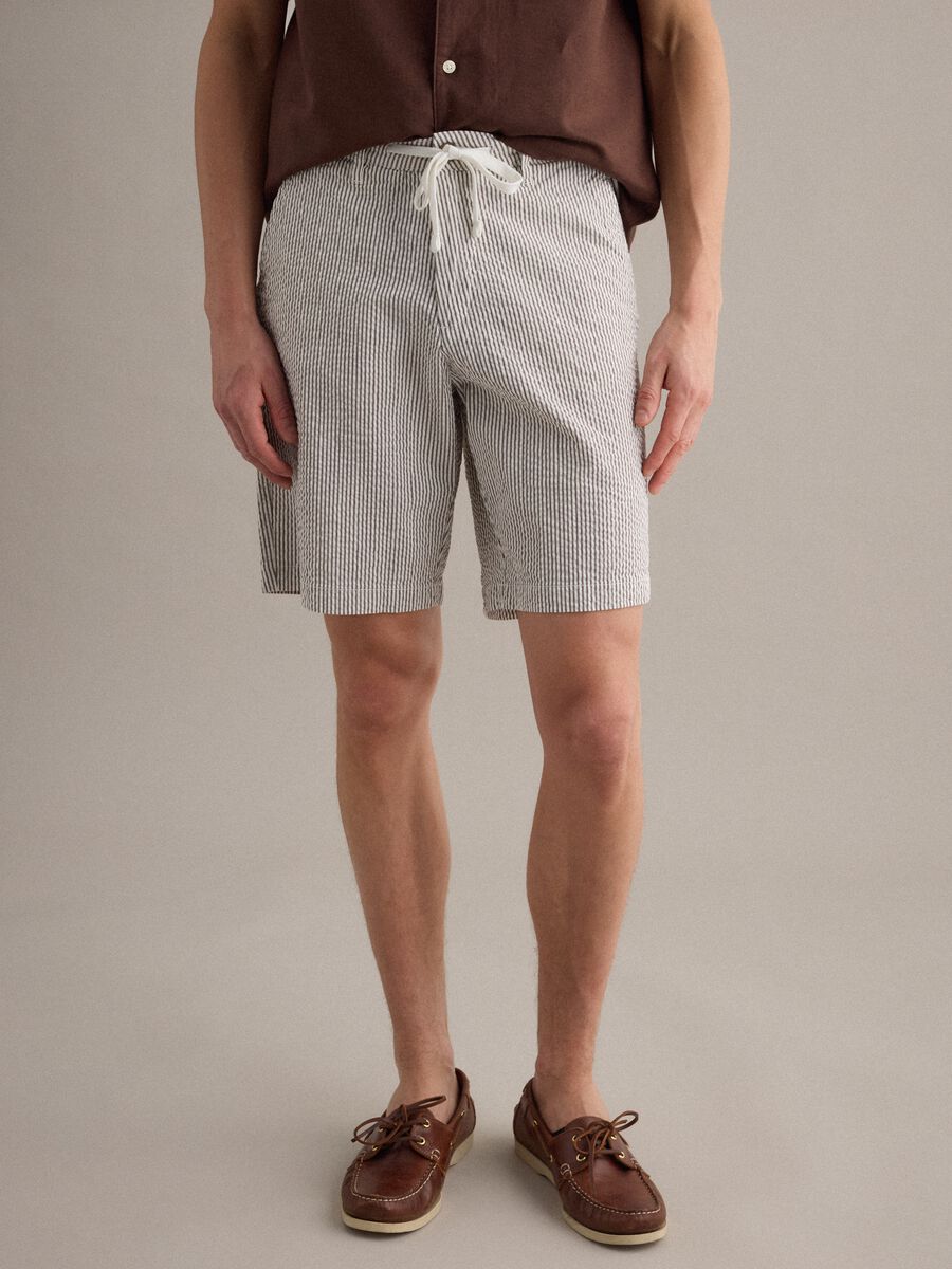 Shorts a righe multicolor in cotone elasticizzato regular fit_1