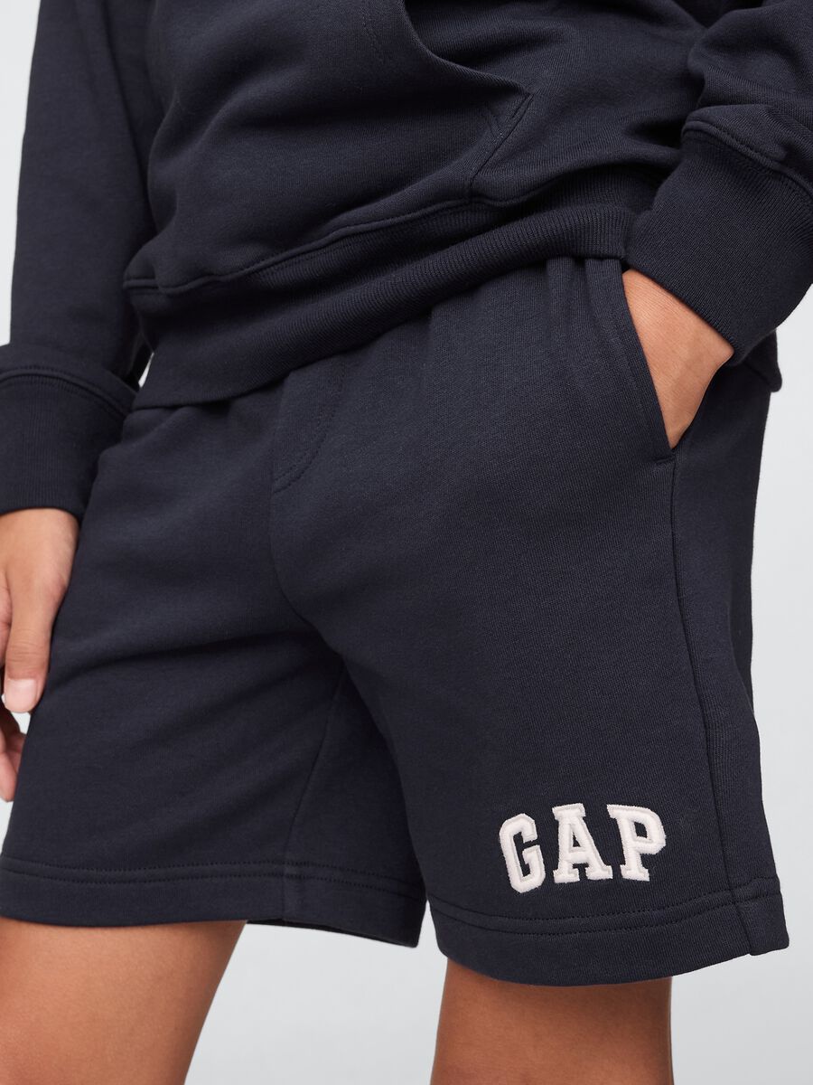 Navy blue shorts in cotton-polyester blend GAP Kids_3