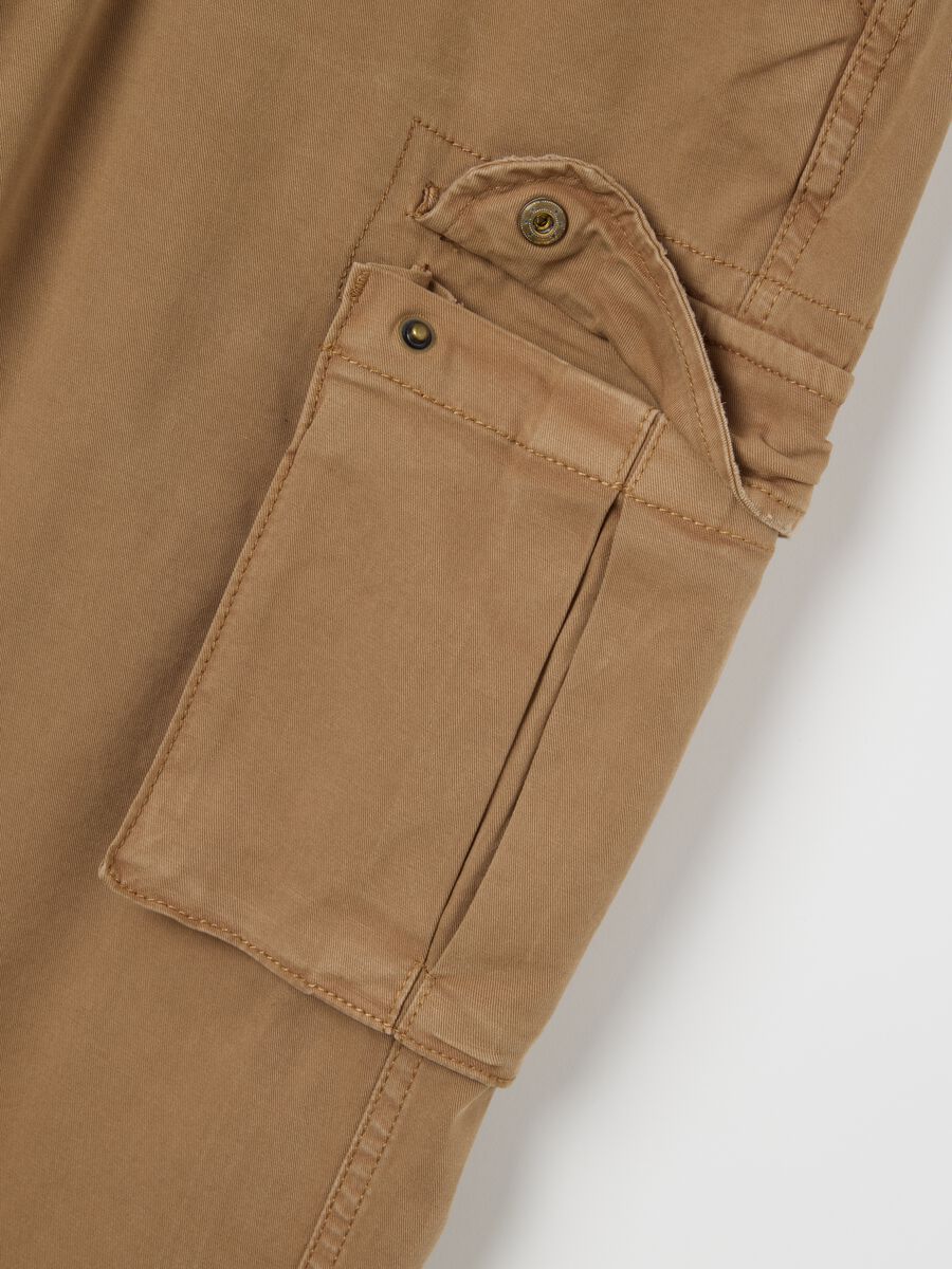 Brown stretch cotton slim fit cargo trousers_5