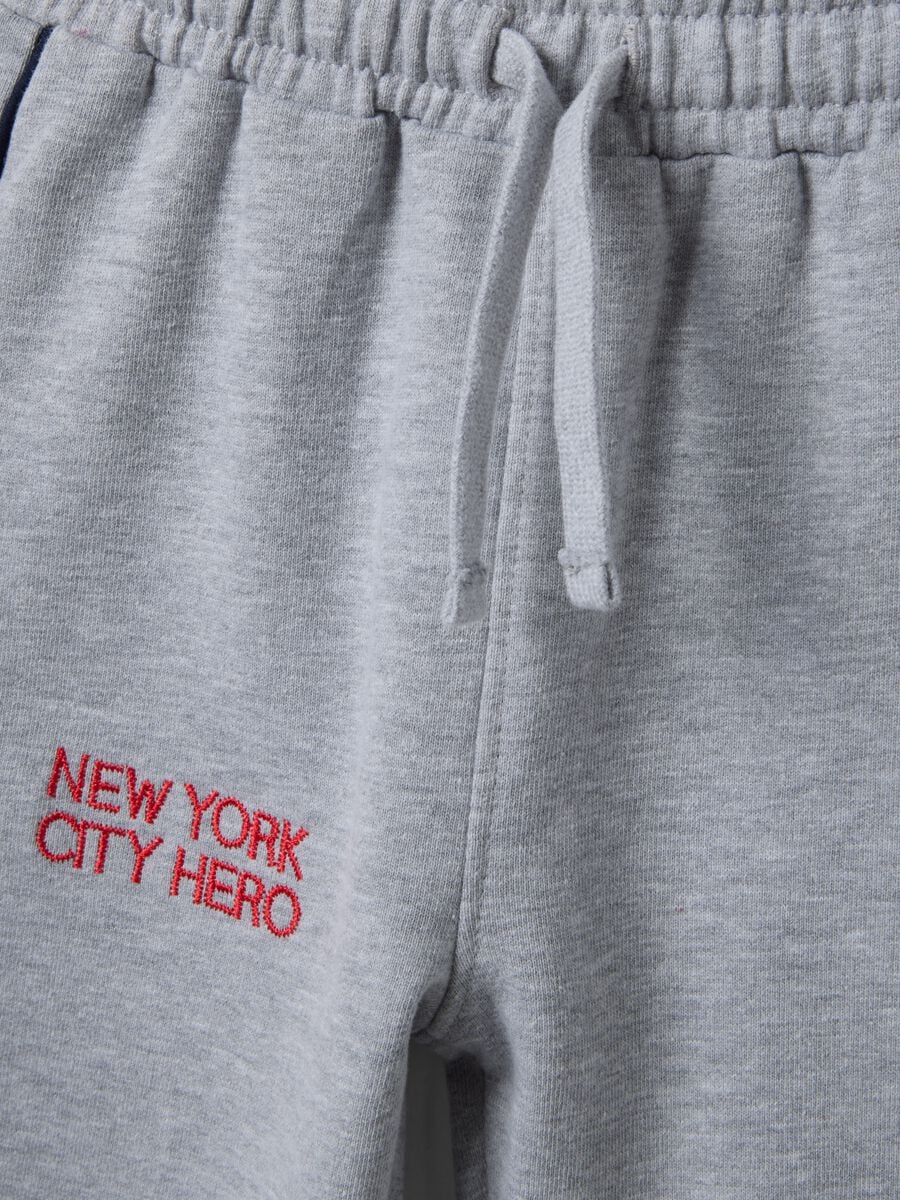 Completo over fit jogging grigio in puro cotone con stampa Spidey per bimbo_3