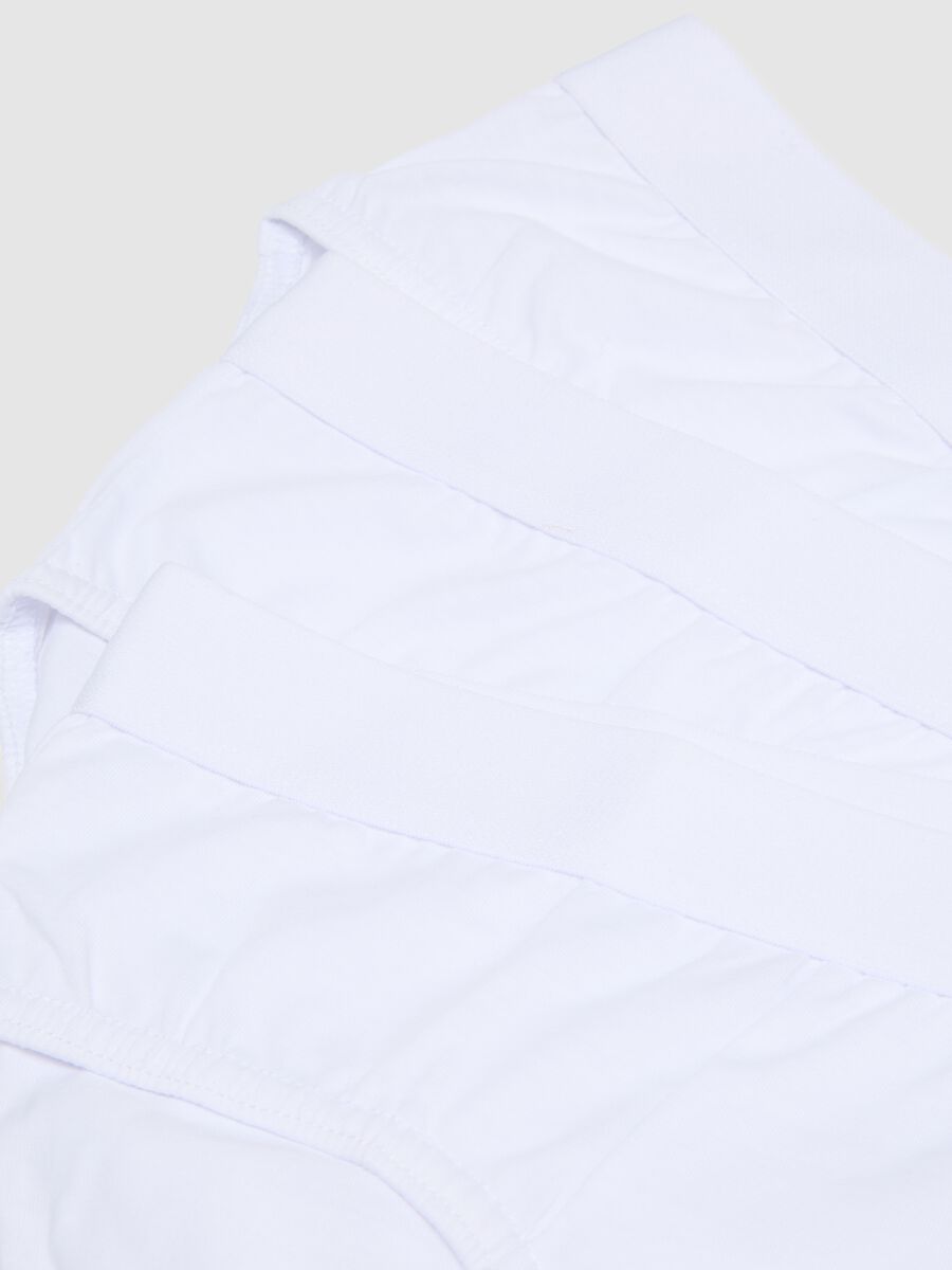 Set of three white cotton briefs with regular fit_1