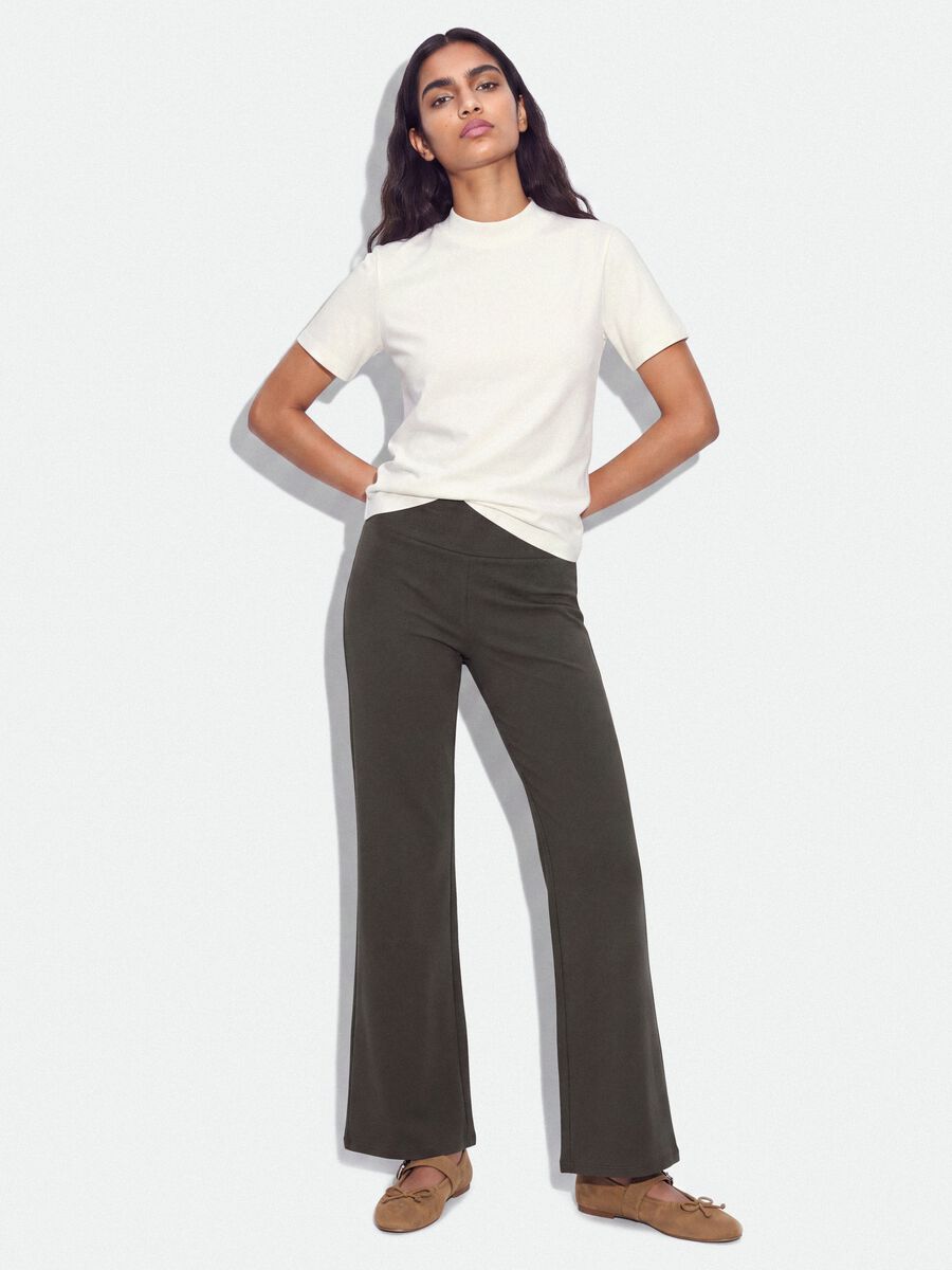 Pantaloni flare grigi in cotone elasticizzato_0