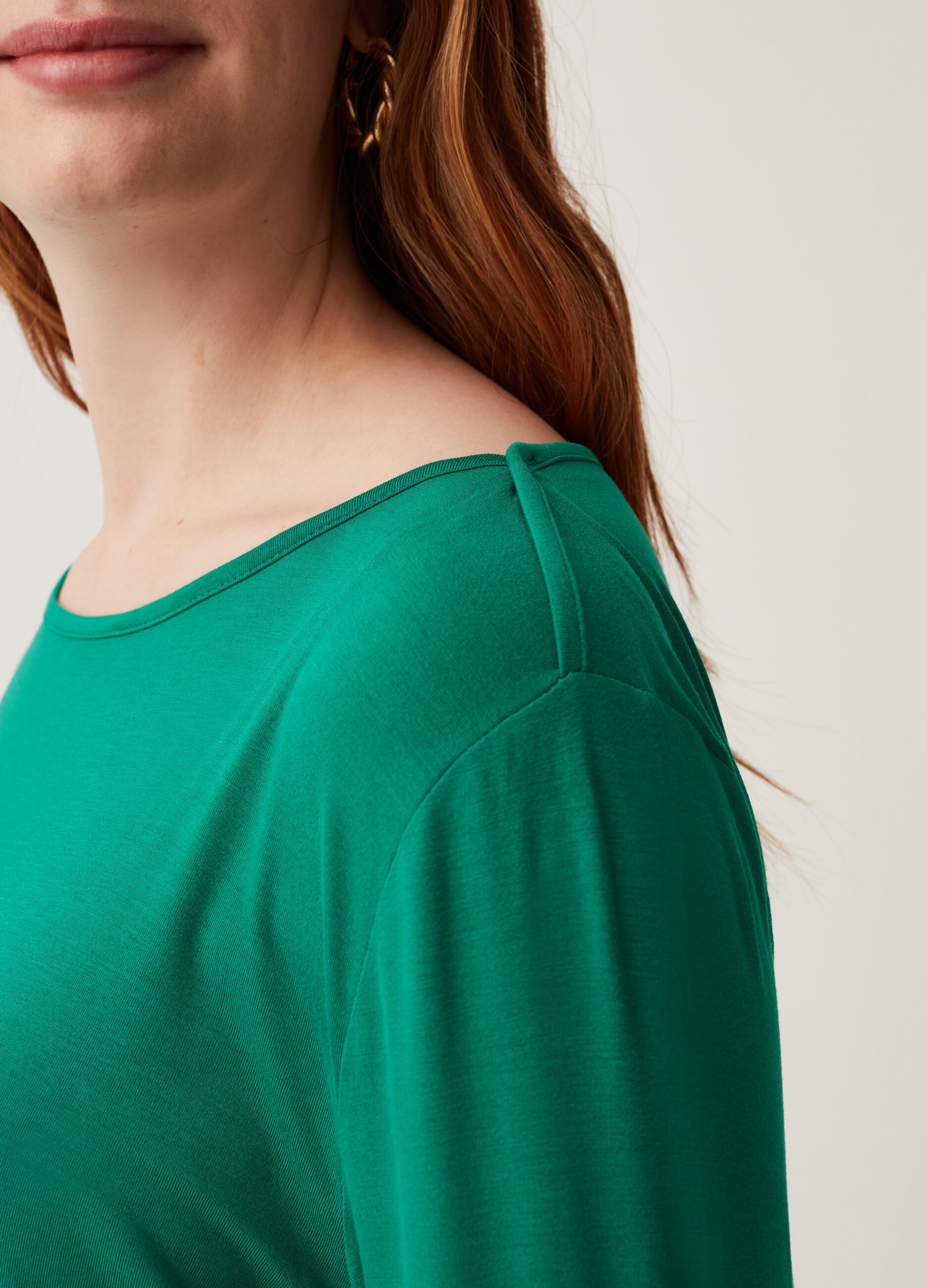 T-shirt a maniche lunghe in viscosa Curvy MYA_3