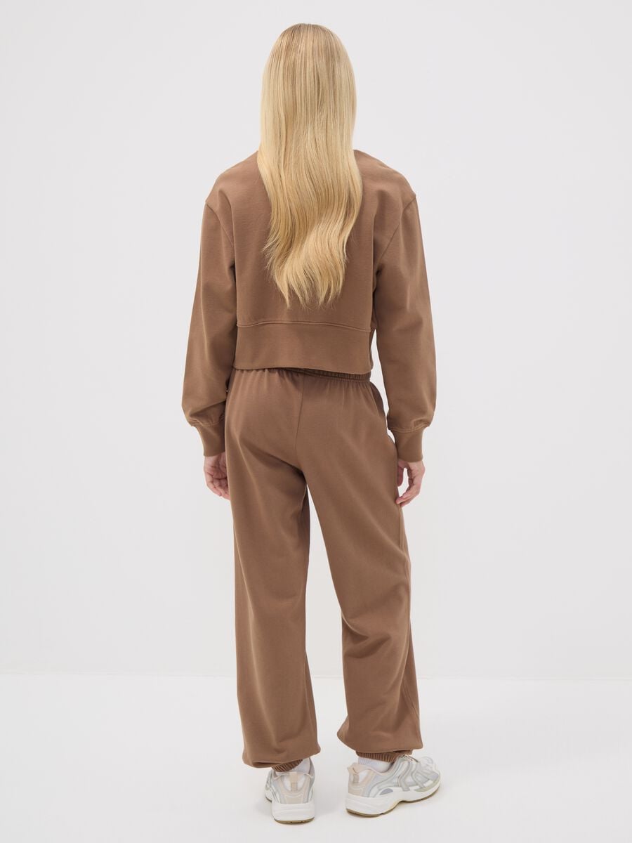 Pantaloni jogger marroni in misto cotone organico e viscosa per ragazza_1