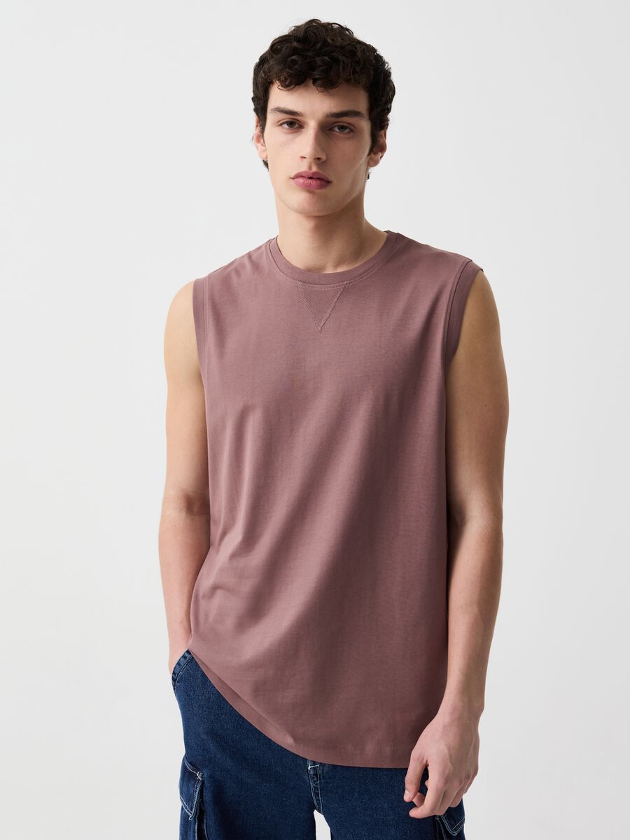 Tank top with round neck with V detail_0