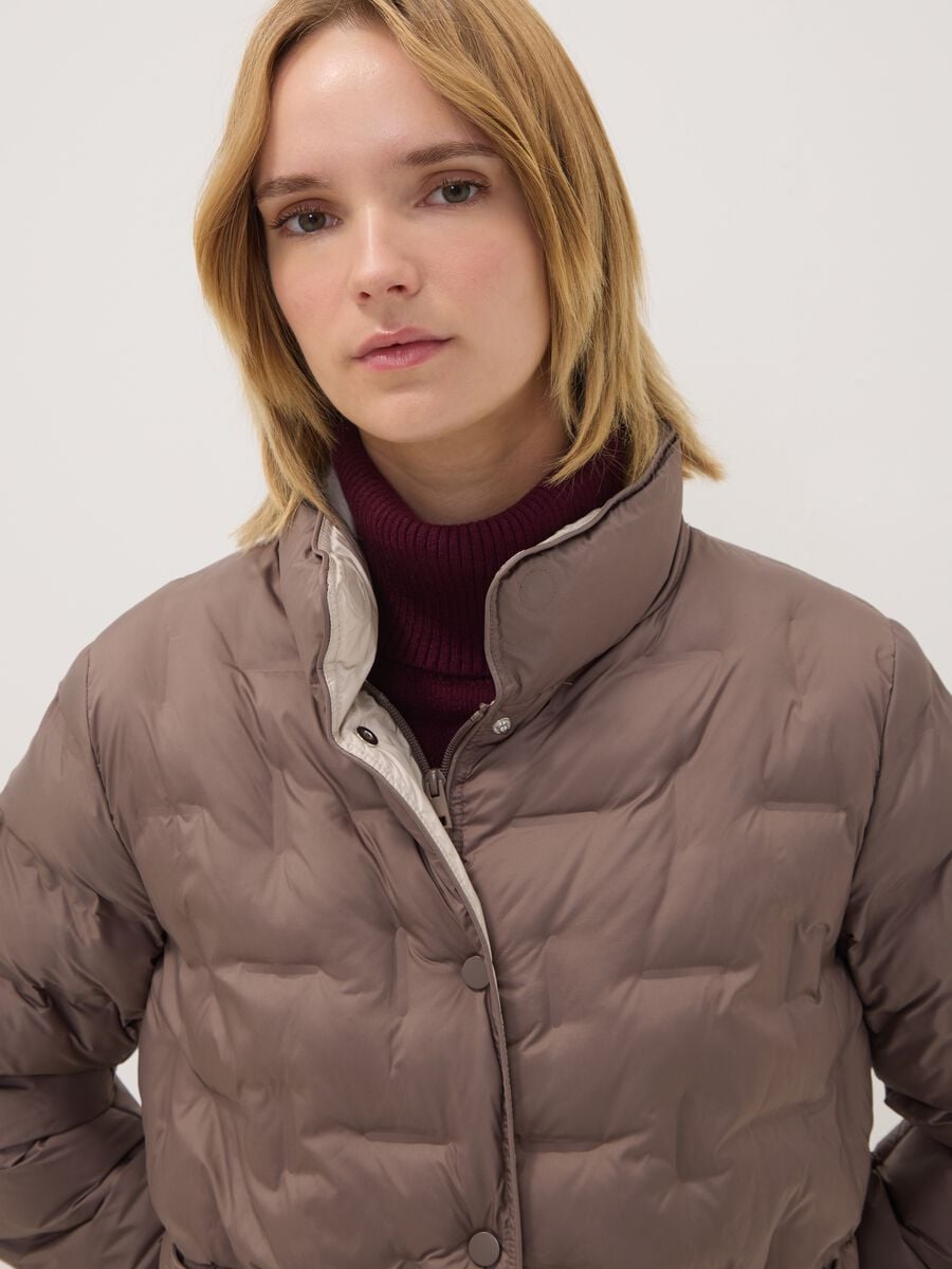Giacca imbottita sabbia regular fit con collo alto_2