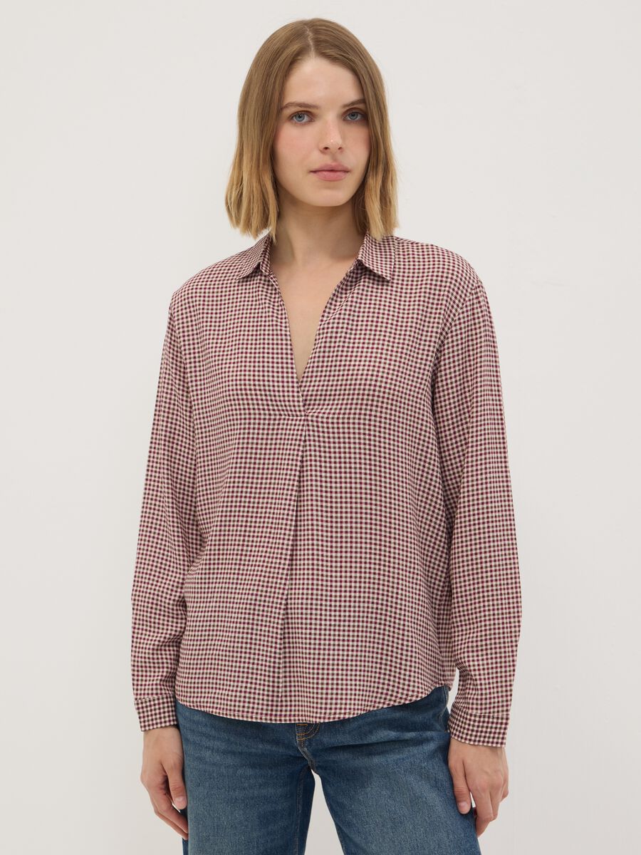 Brown checked pure viscose shirt with classic collar, regular fit_2