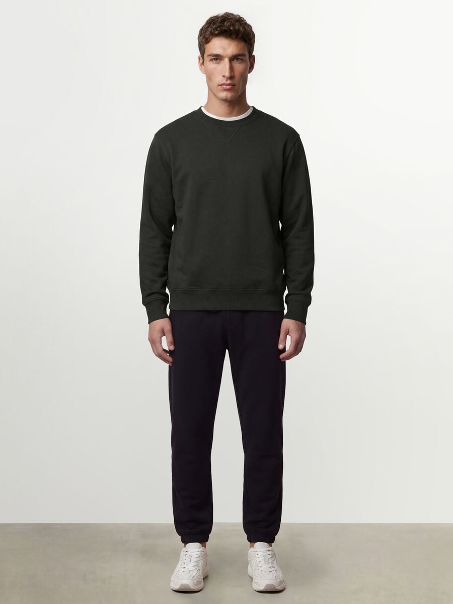 Felpa nera girocollo in misto cotone regular fit_1