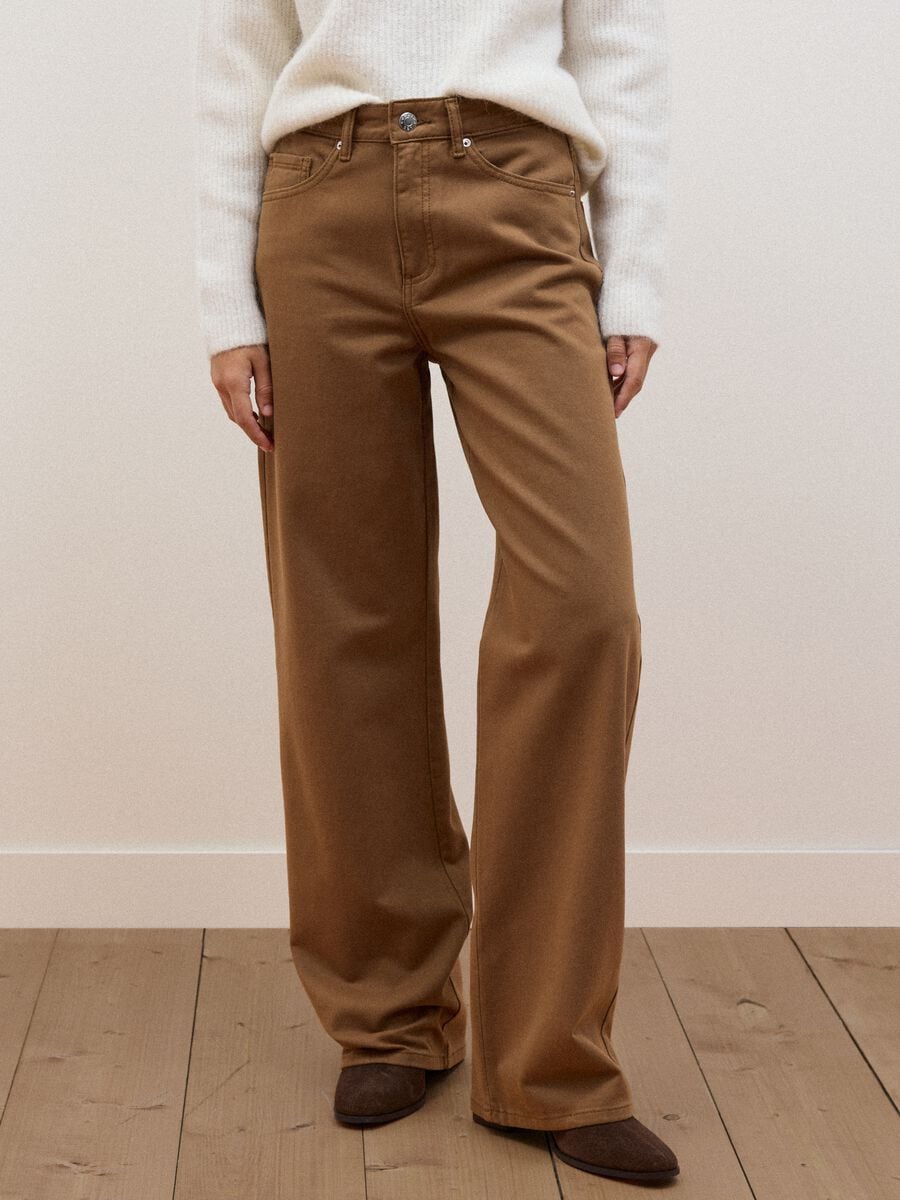 Jeans marroni wide leg in puro cotone_1