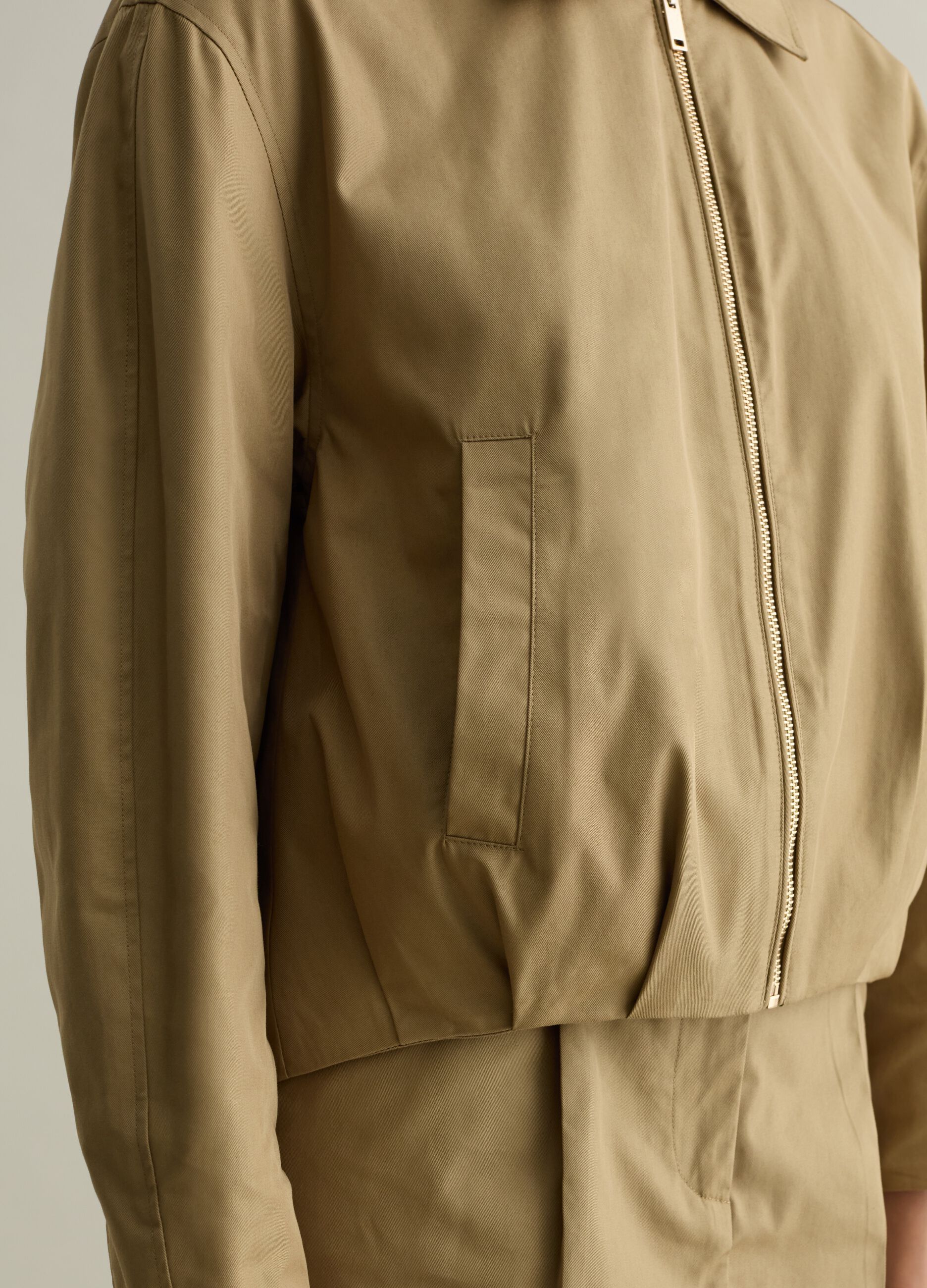 Bomber full-zip con colletto