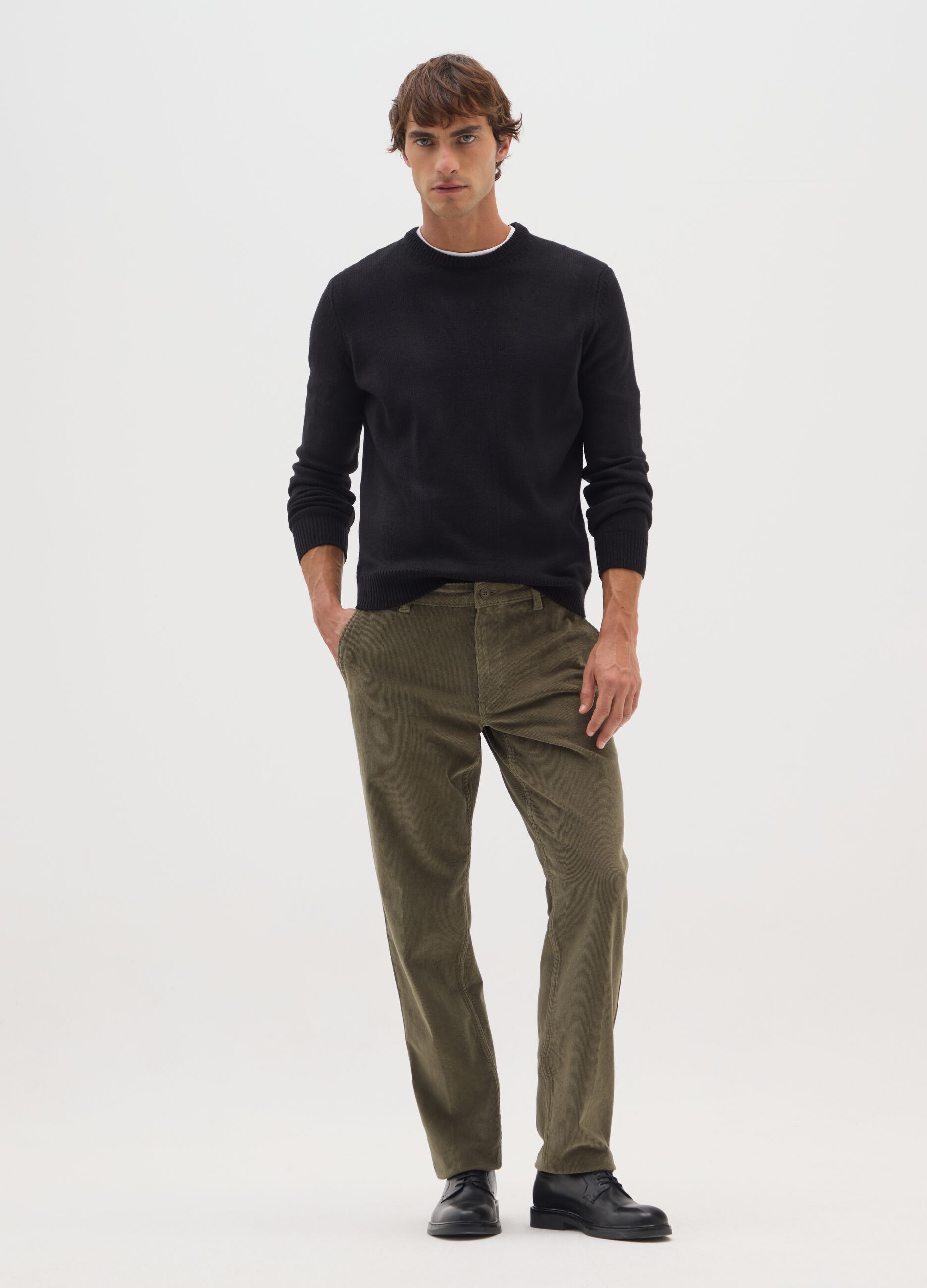 Regular fit green corduroy trousers with stretch cotton