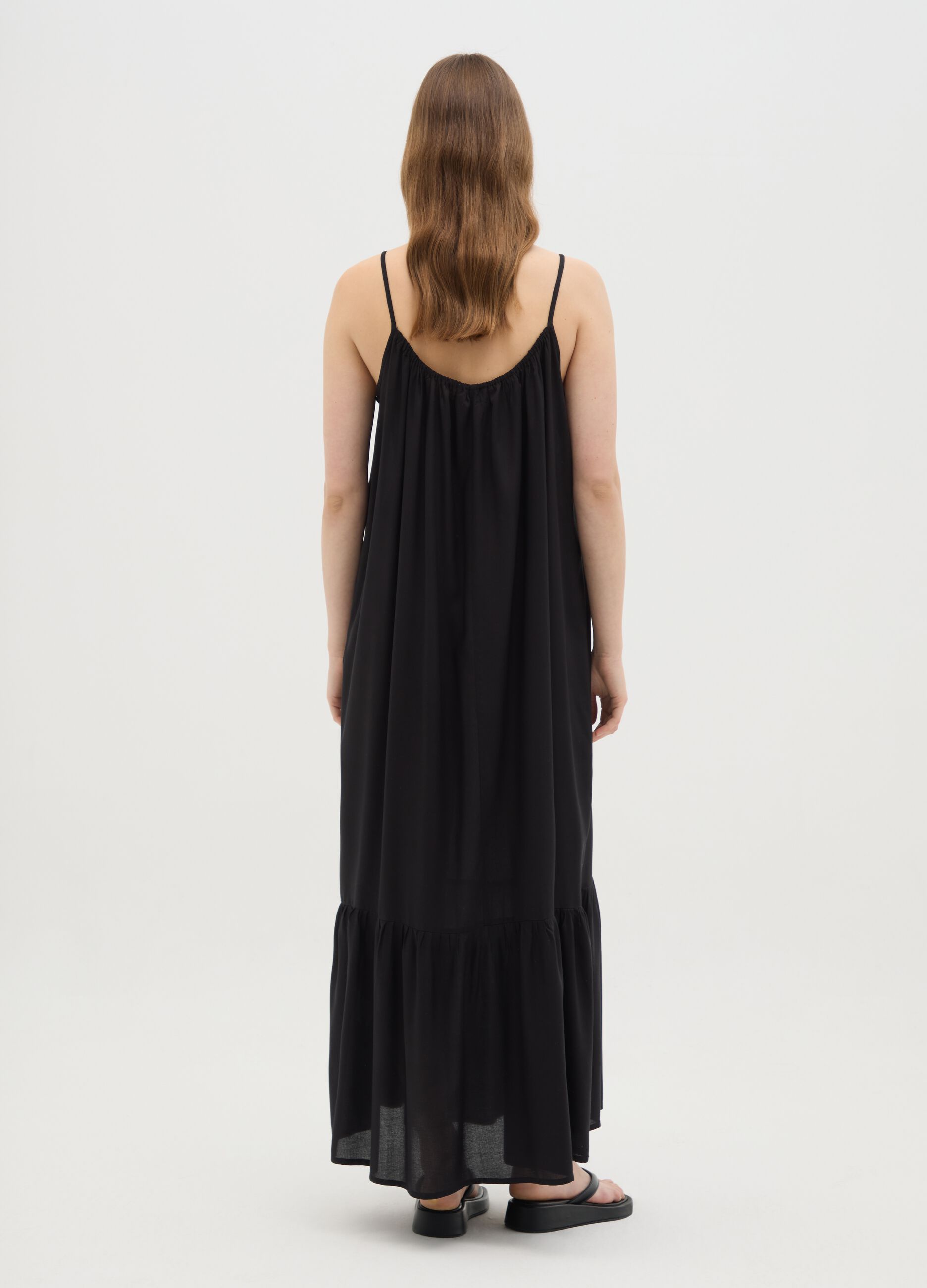 Abito lungo da donna in puro viscosa nero wide fit