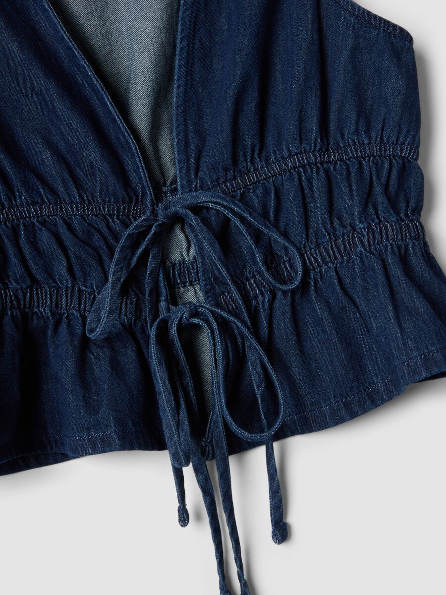 Blue sleeveless denim blouse in pure cotton, slim fit with tie fastening_5