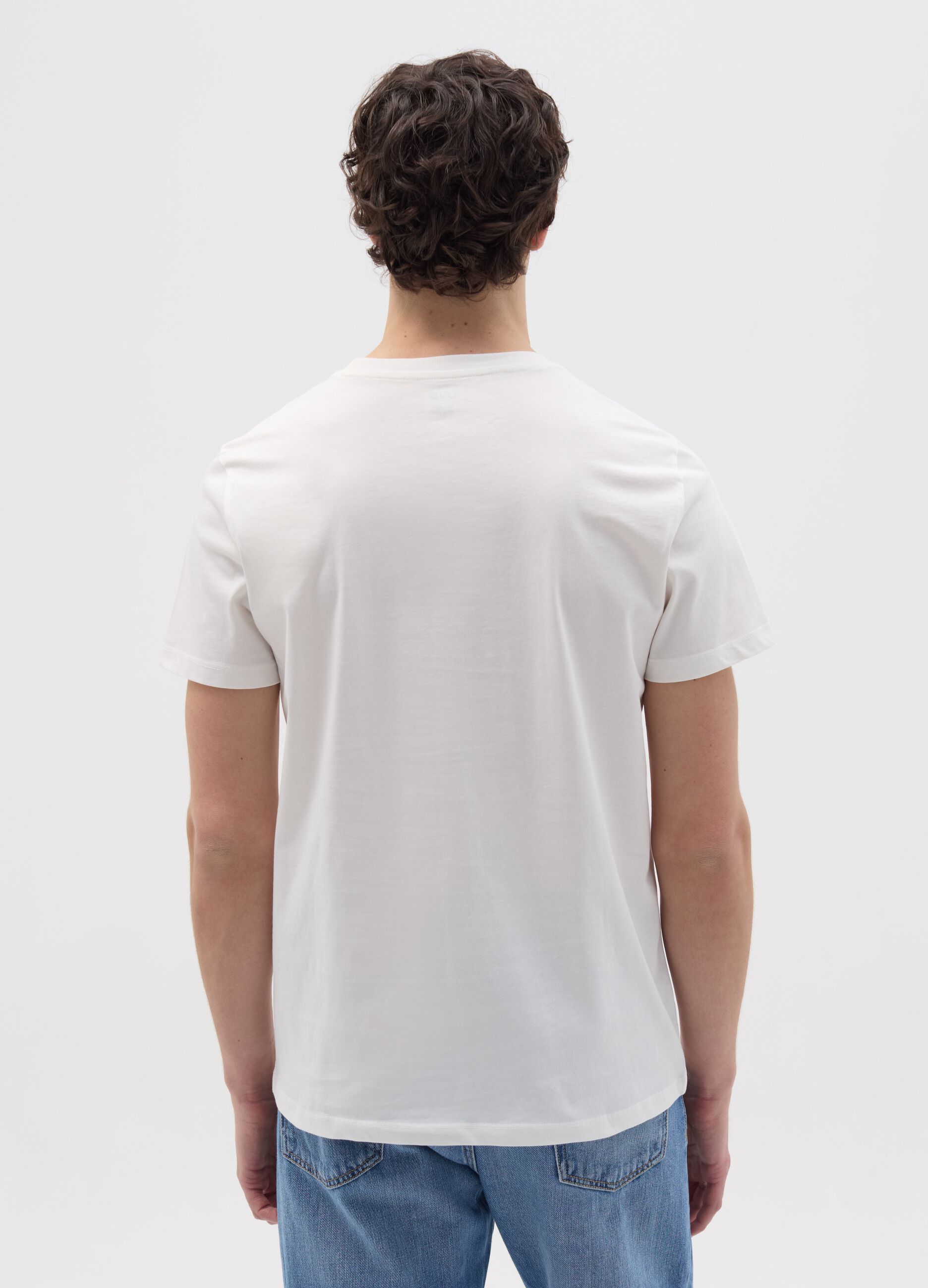 Relaxed-fit T-shirt with round neck