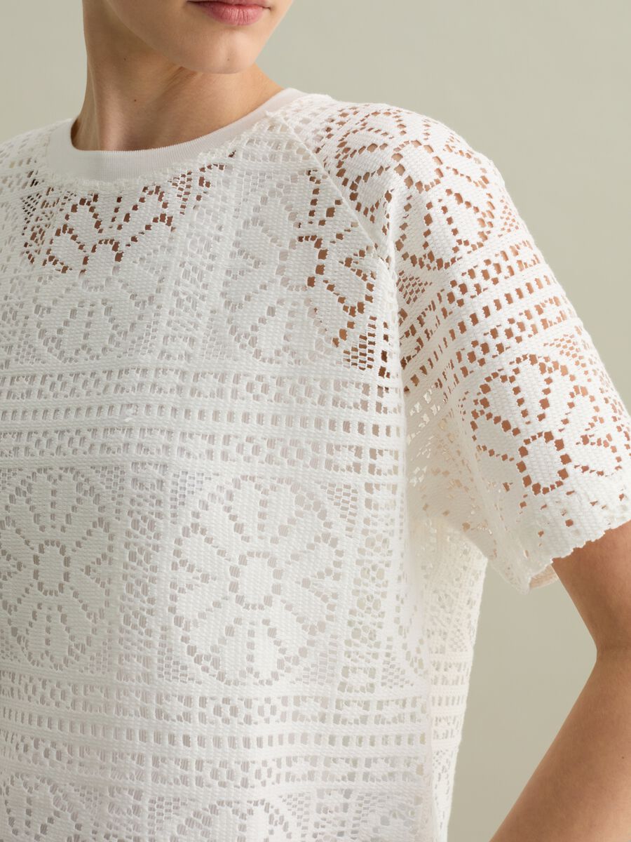 White short-sleeved T-shirt in lace_2