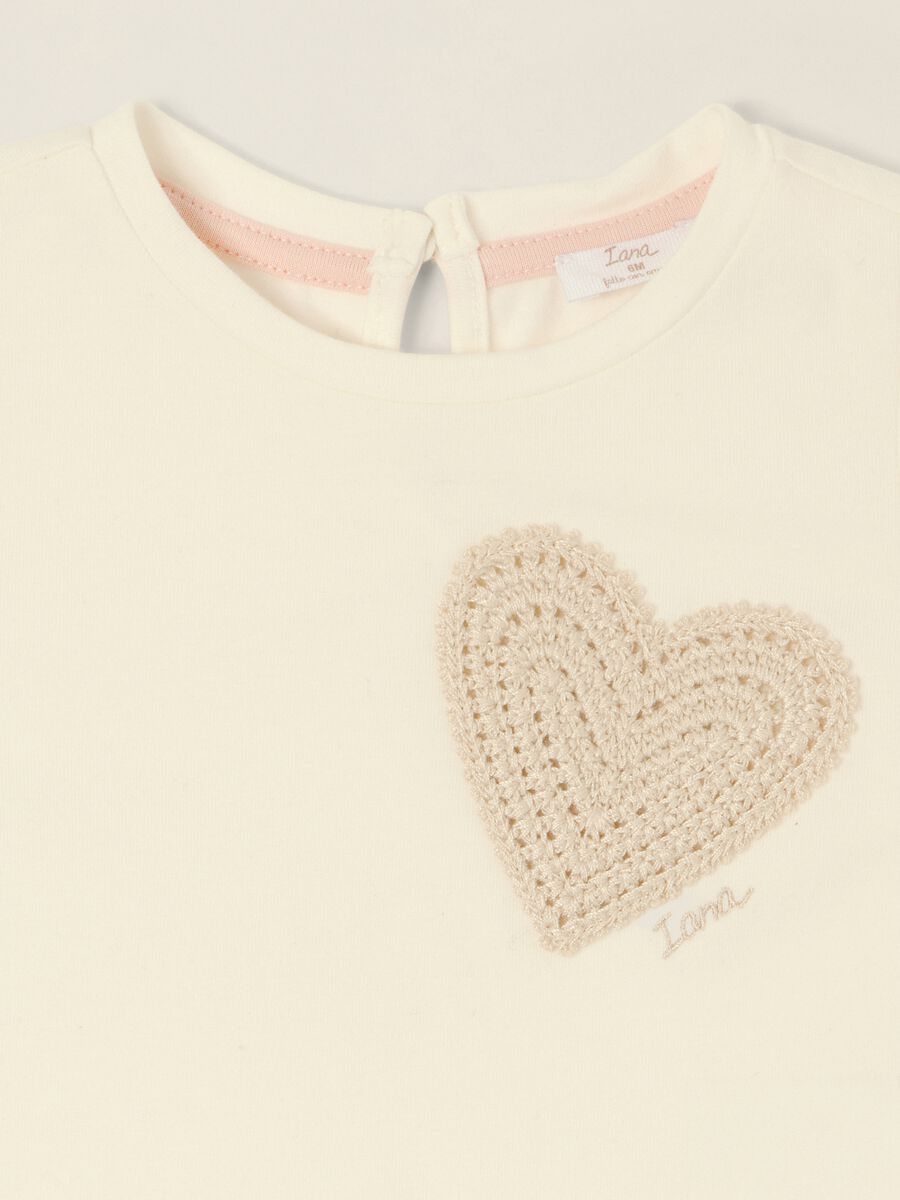 White baby girl stretch cotton T-shirt with heart detail, regular fit_1
