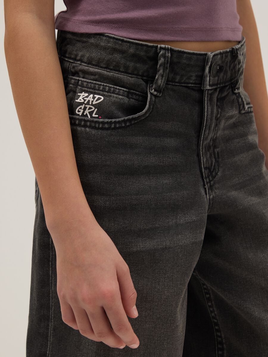 Shorts denim nero in puro cotone da ragazza skater fit_2