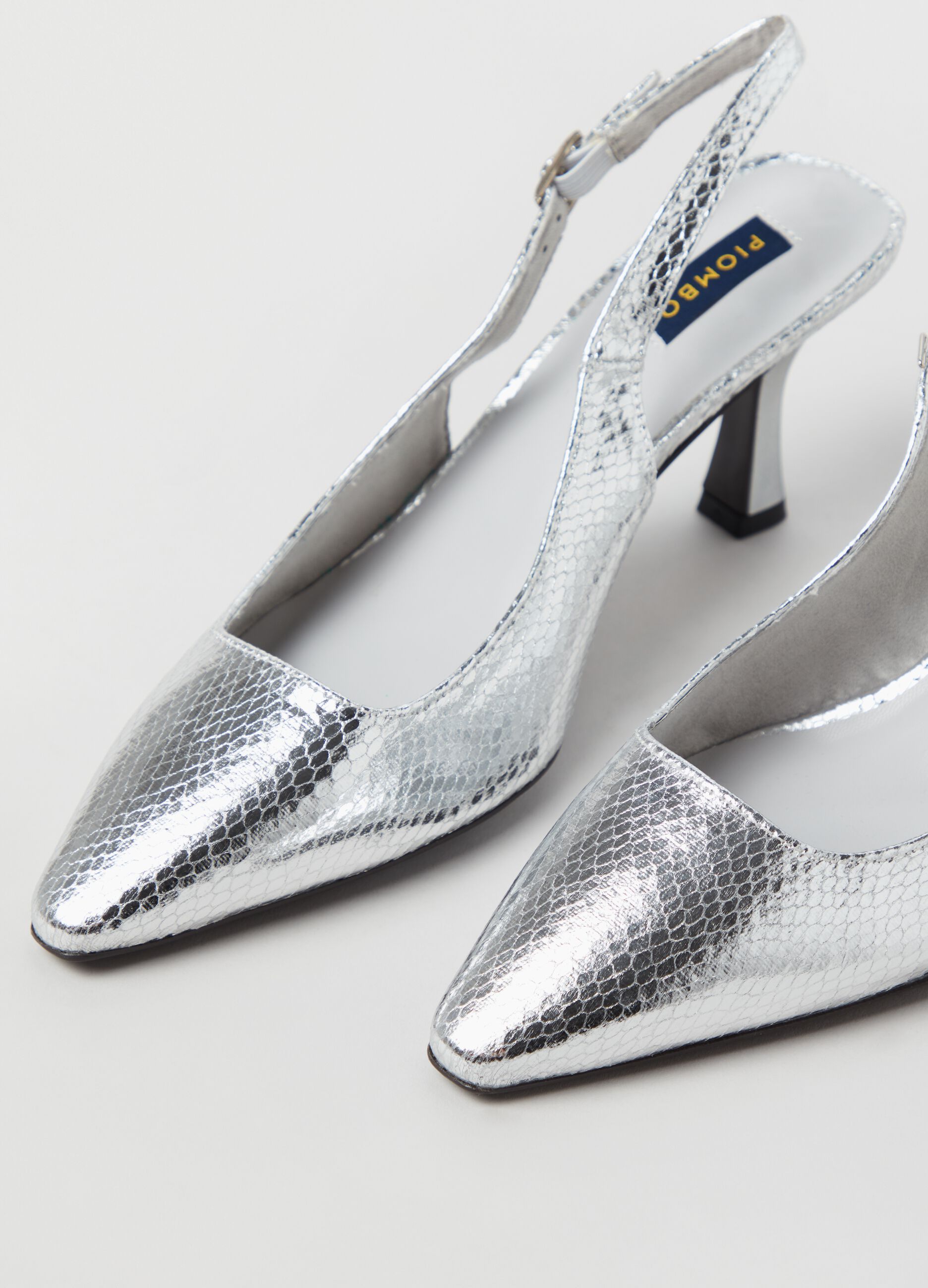 Scarpe slingback effetto metallizzato_1