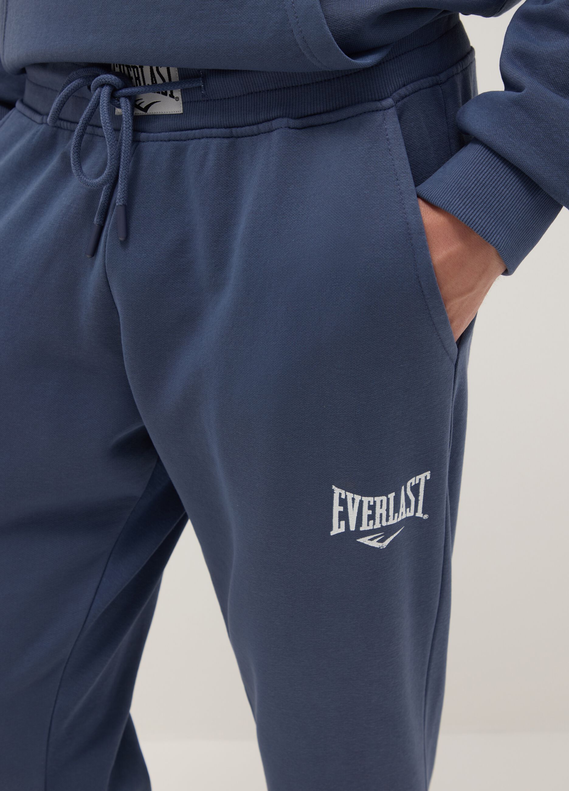 Blue cotton blend jogger trousers regular fit with Everlast logo