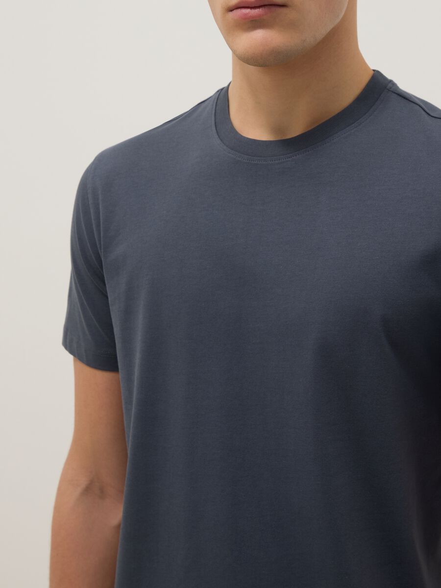 T-shirt a maniche corte in puro cotone blu regular fit_3