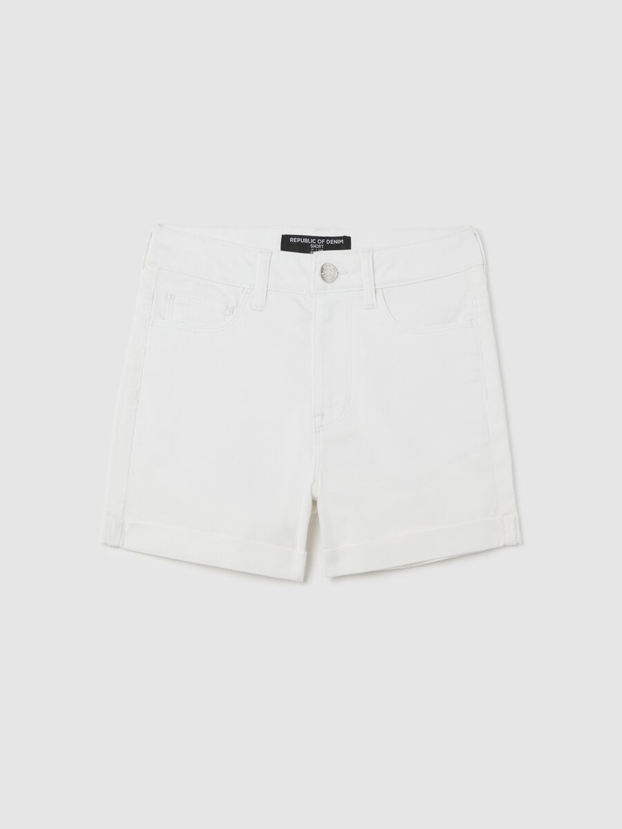 Women's white cotton blend shorts regular fit_0