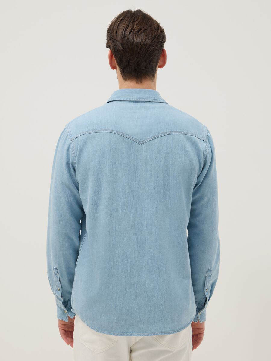 Light blue denim pure cotton shirt regular fit with pockets_2