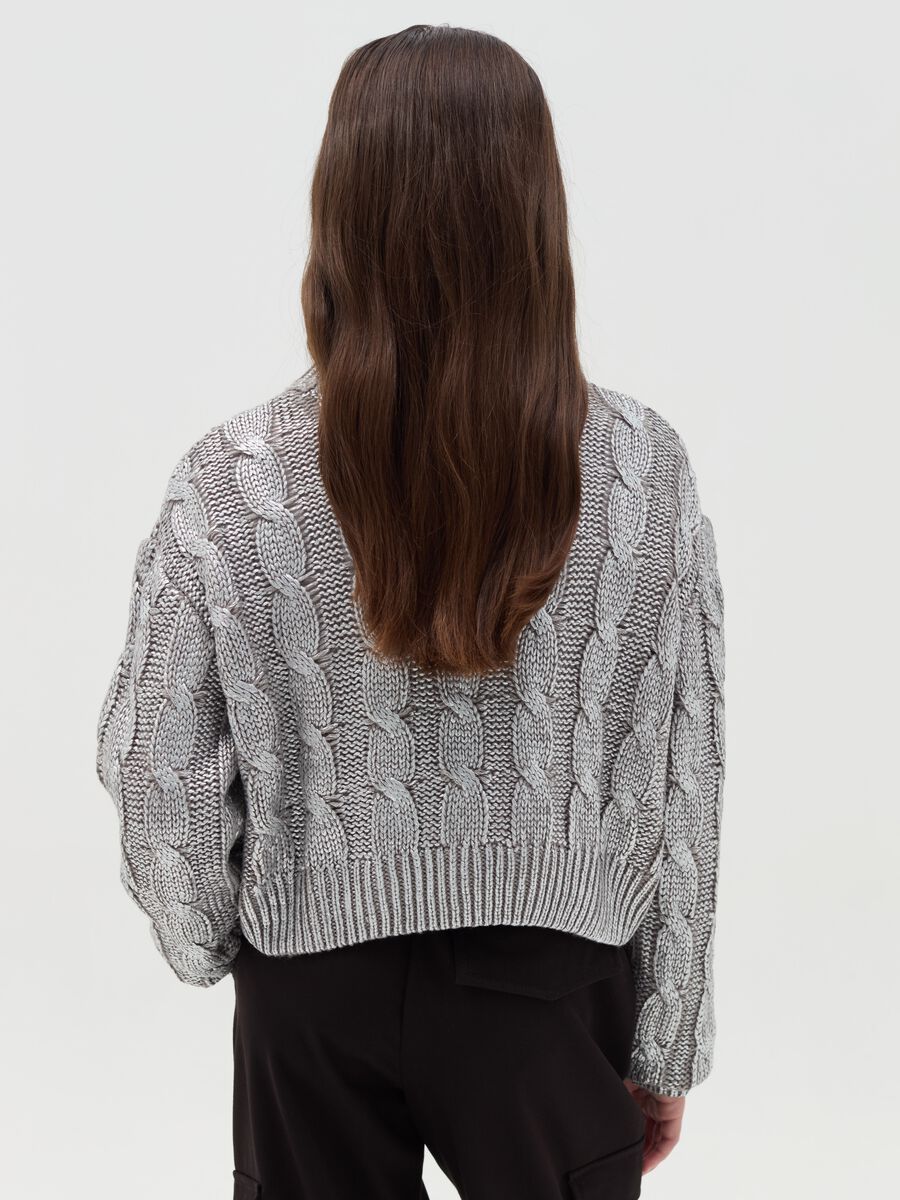 Shiny-effect pullover with cable-knit design_2