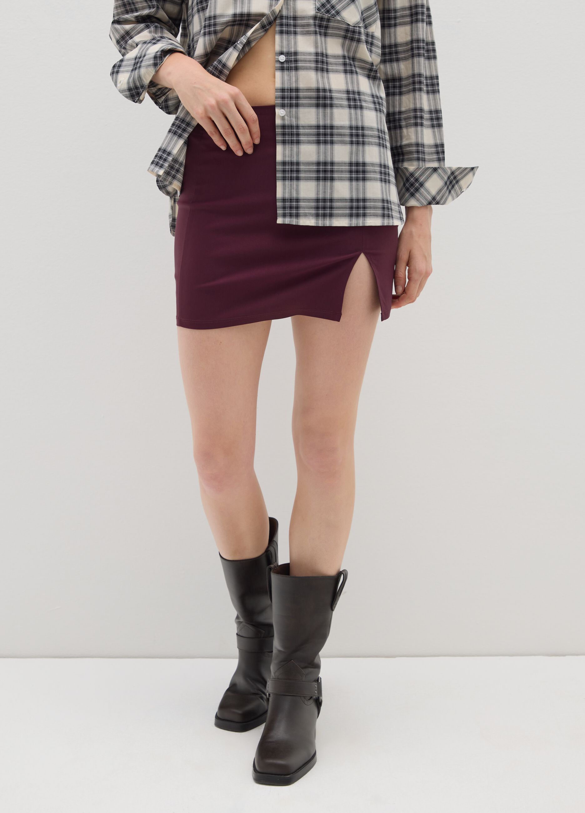 Purple viscose blend skirt with regular fit