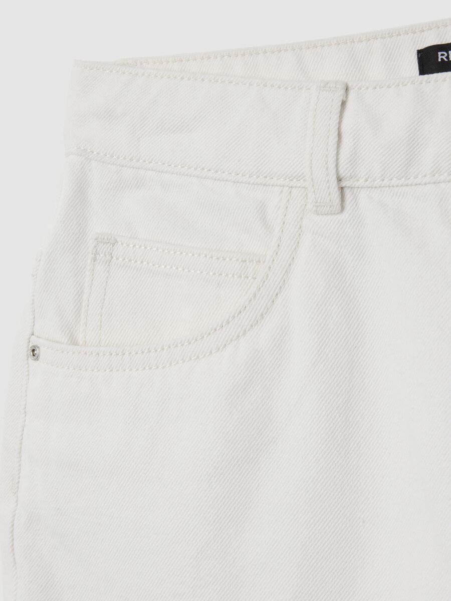 Shorts da donna in puro cotone bianchi regular fit_1
