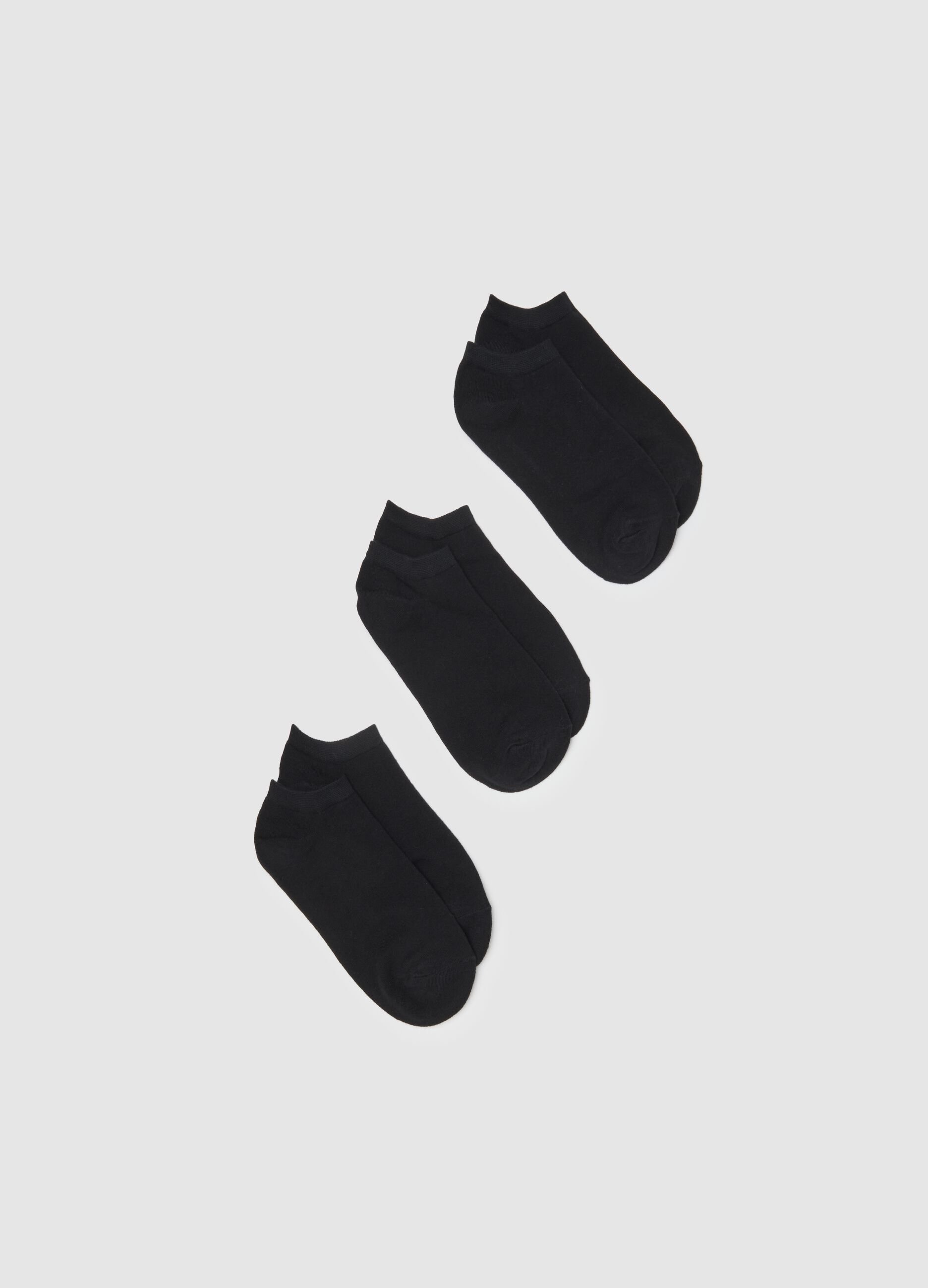 Black short cotton blend stretch socks tripack