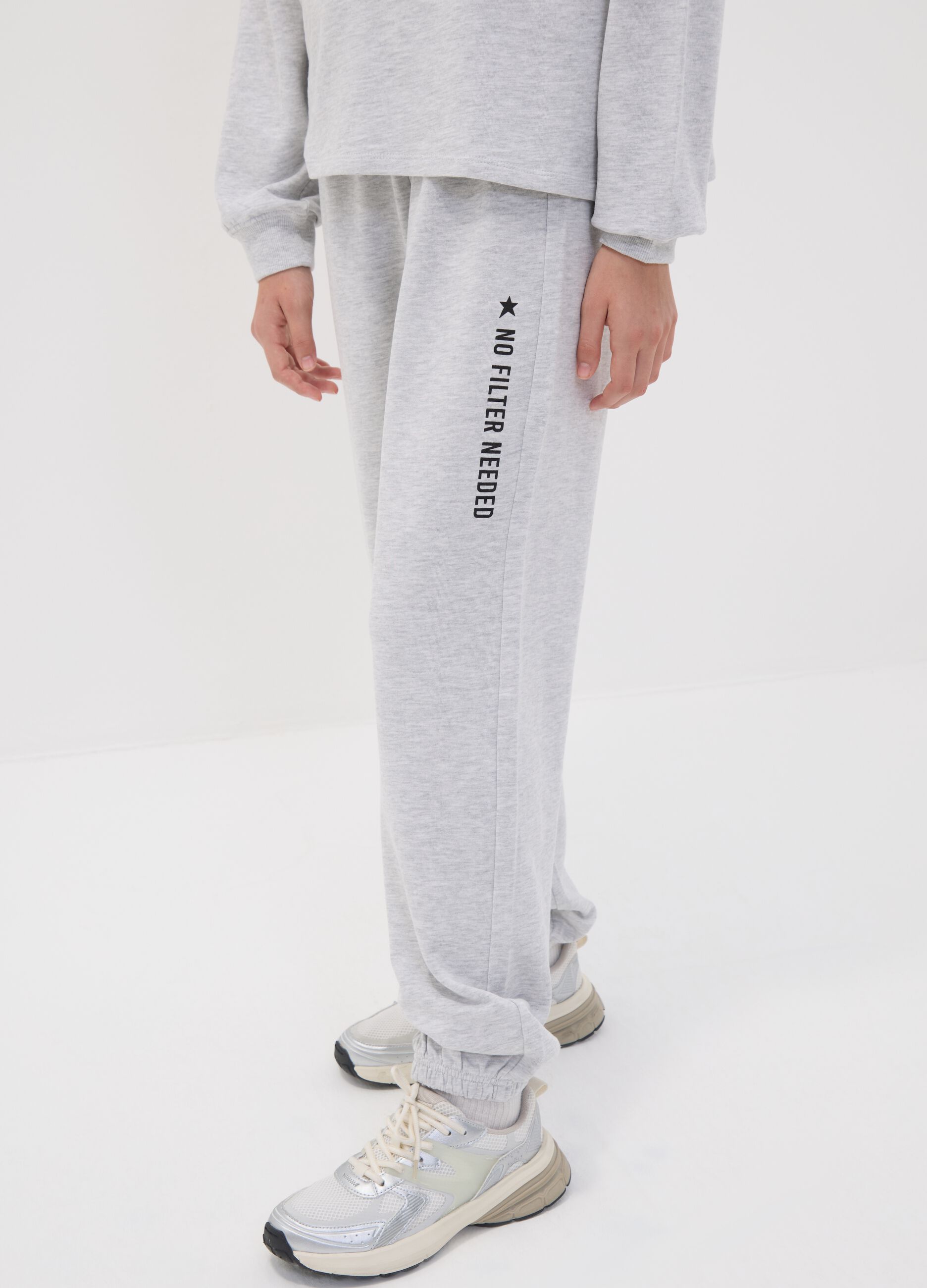 Girls&rsquo; grey organic cotton-blend joggers with print