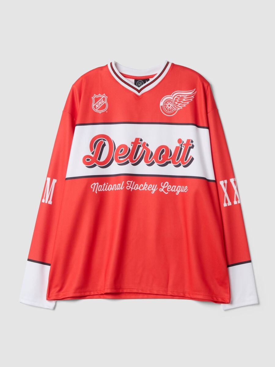 Red and white hockey-style T-shirt with Detroit Red Wings print_0