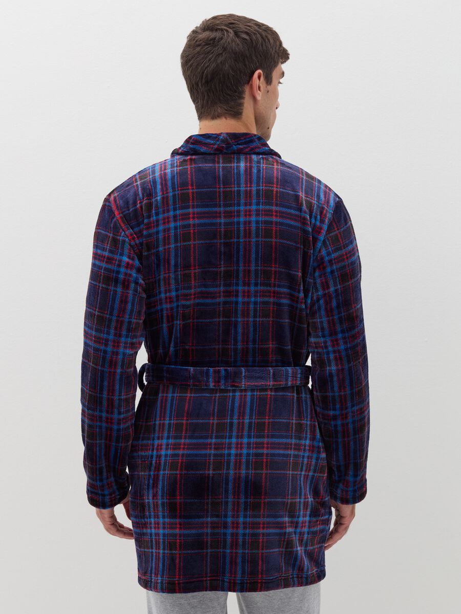 Long dressing gown in fleece with tartan pattern_3