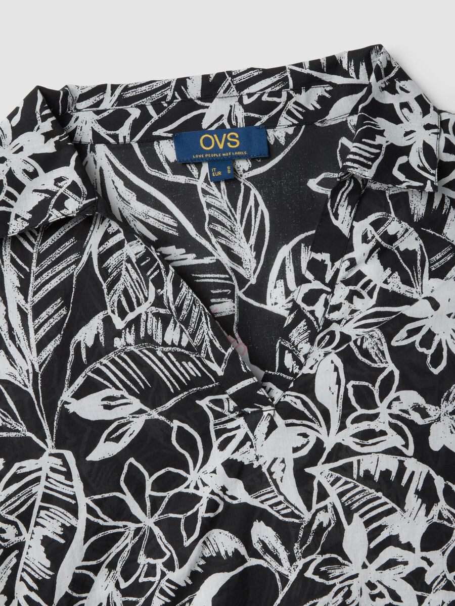 Pure cotton multicolour floral print V-neck shirt_5