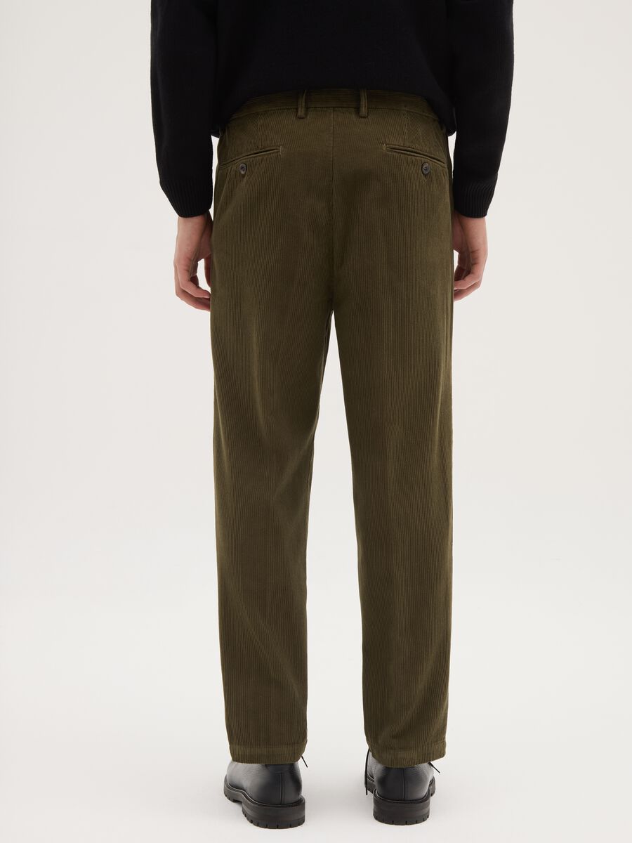 Green corduroy chino trousers in pure cotton, regular fit_2