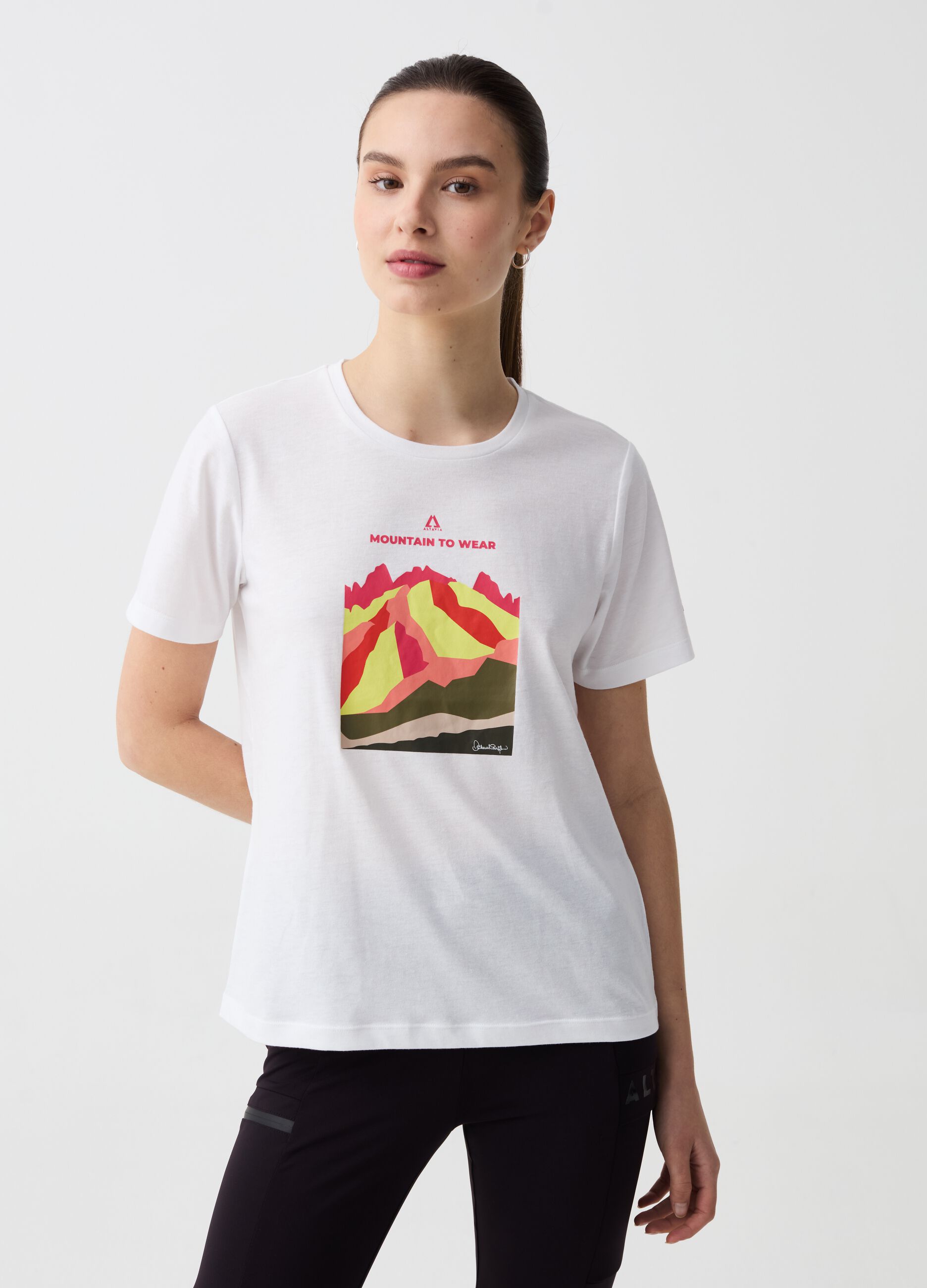 T-shirt con stampa Altavia by Deborah Compagnoni