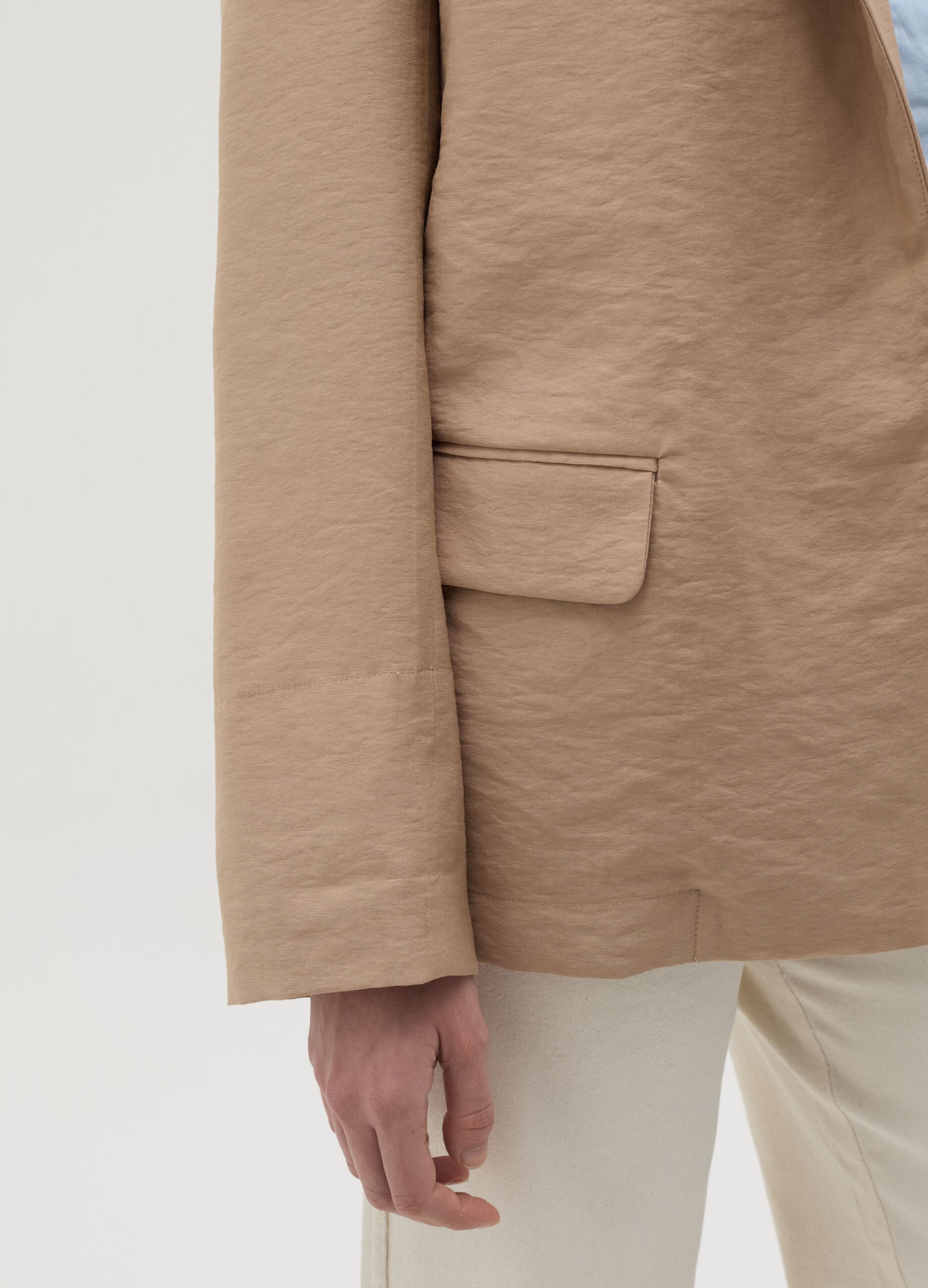 Open blazer in crêpe