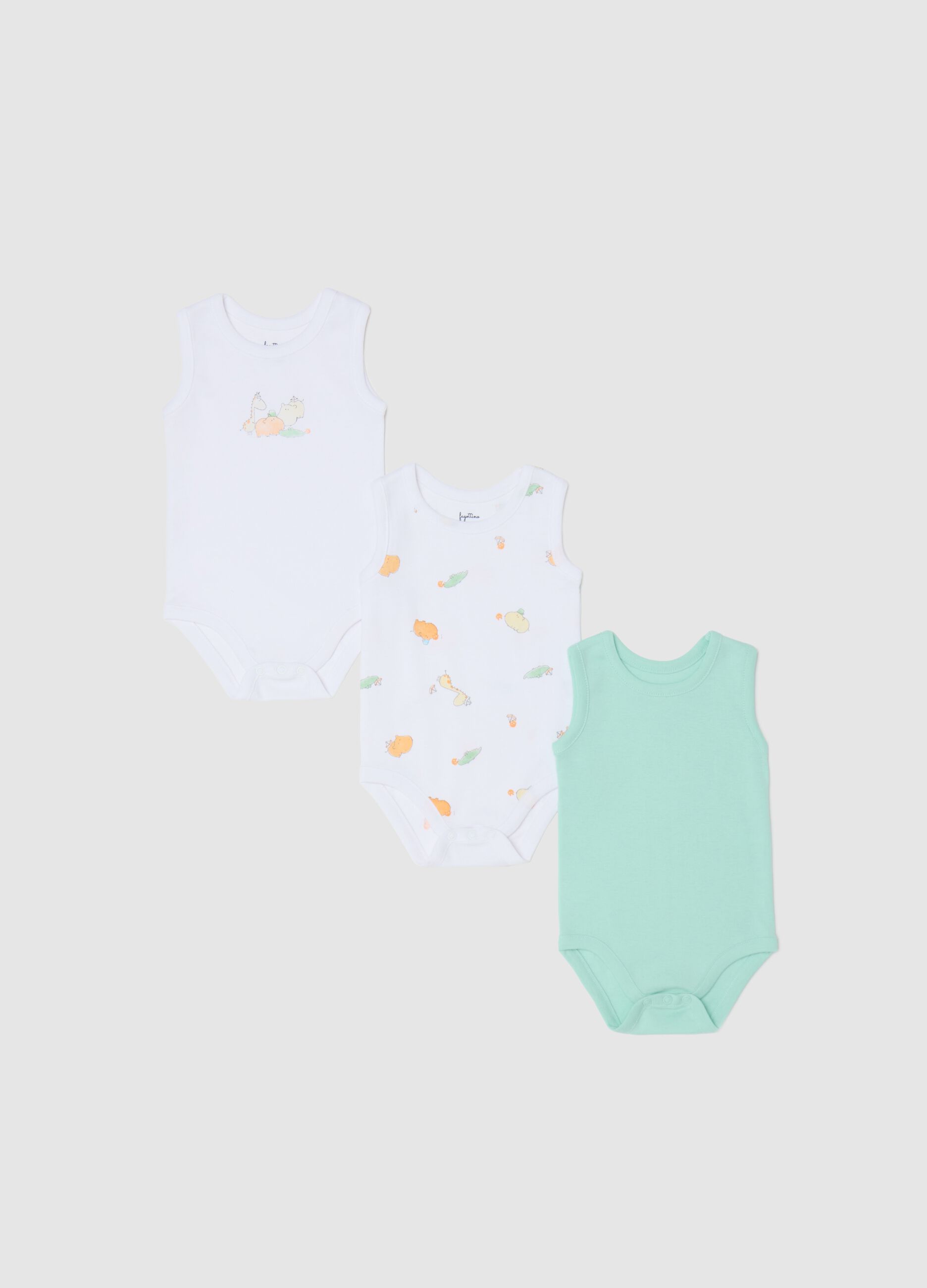 Three-pack white and green sleeveless bodysuits in organic cotton with print