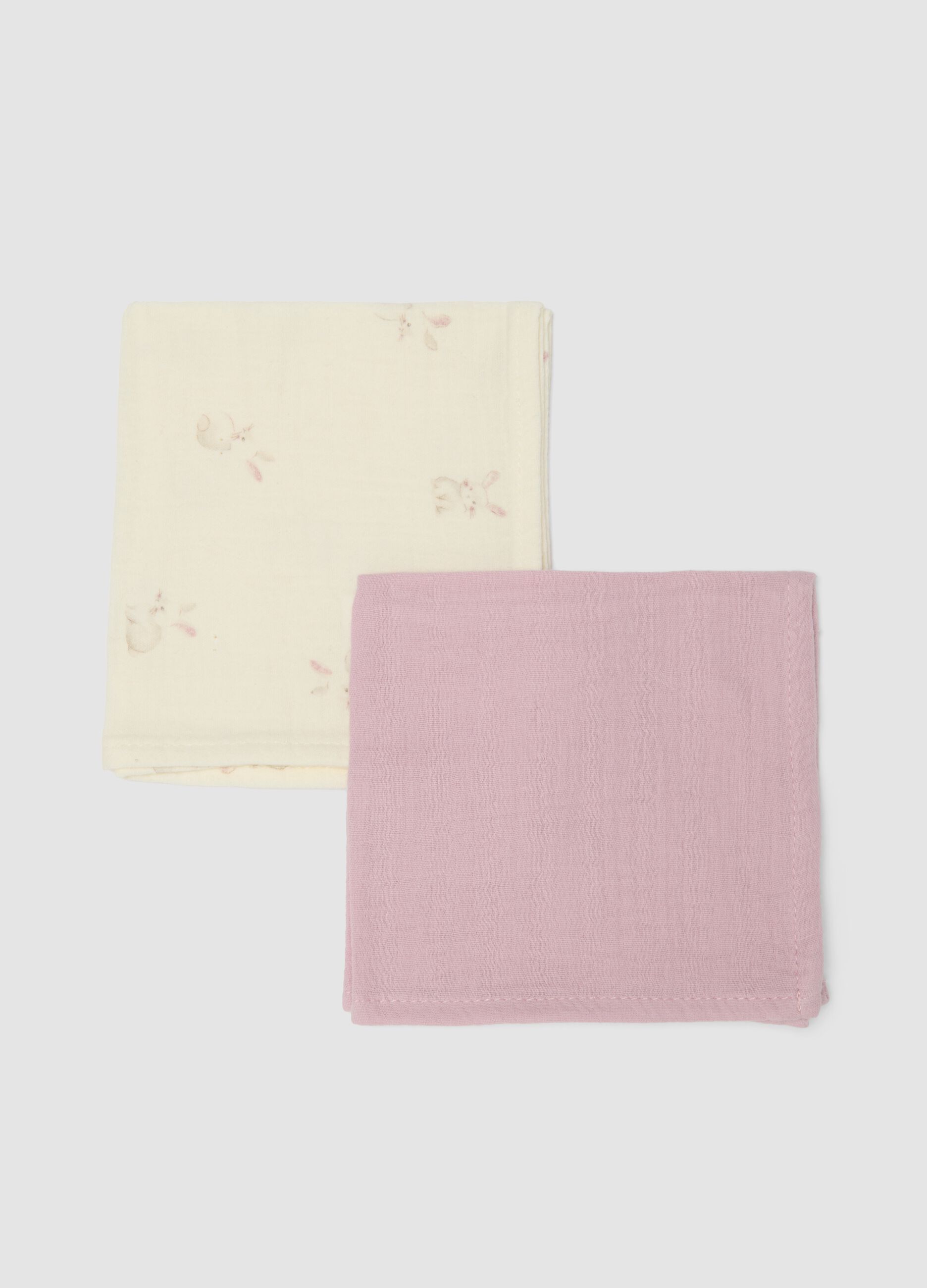 2-pack of pink and white pure cotton muslin squares for baby girls