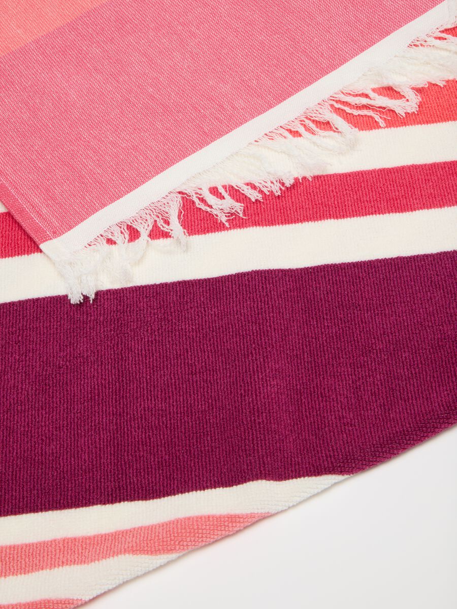 Telo mare da donna in puro cotone multicolor a righe bianco e rosa_1
