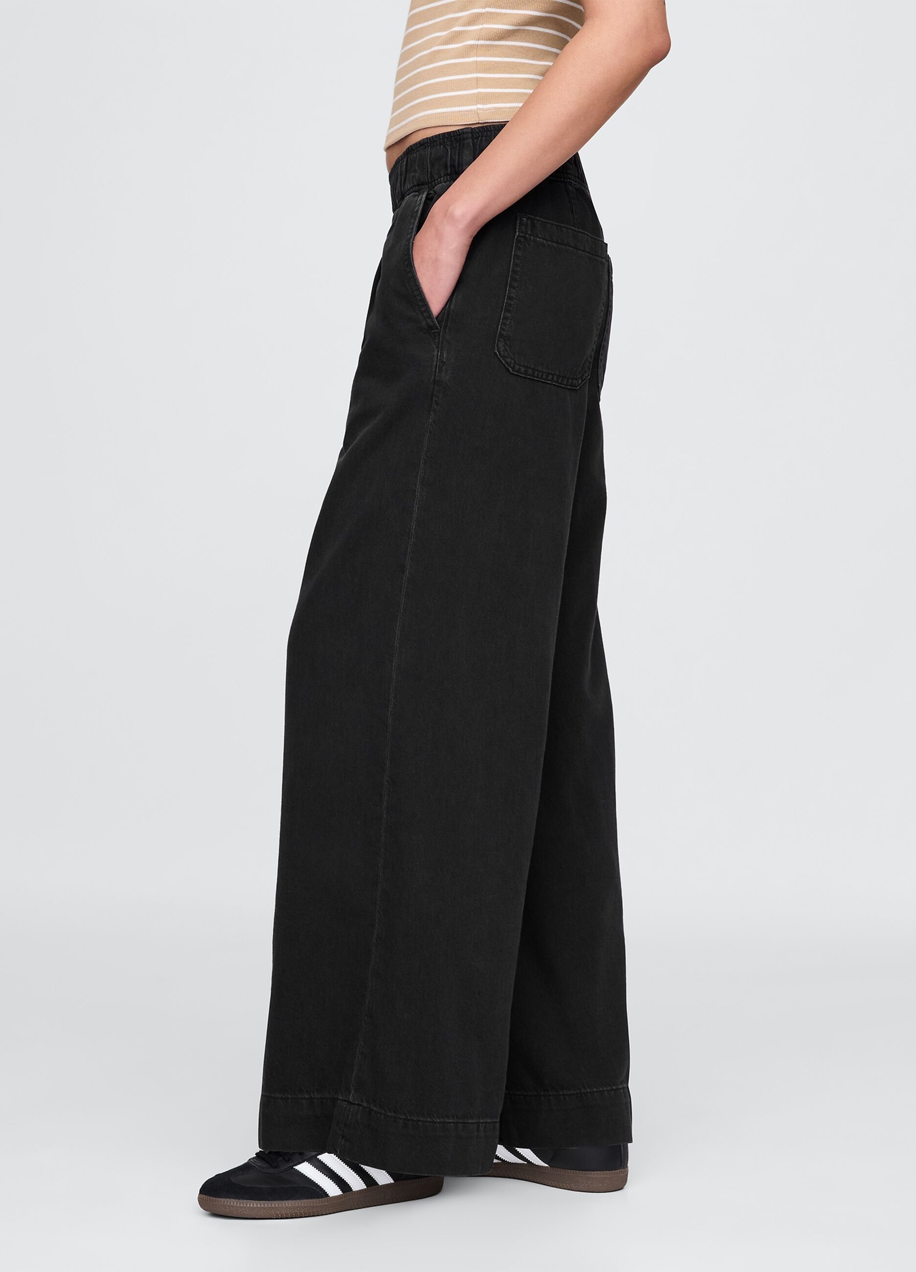Black Wide Trousers with Pockets