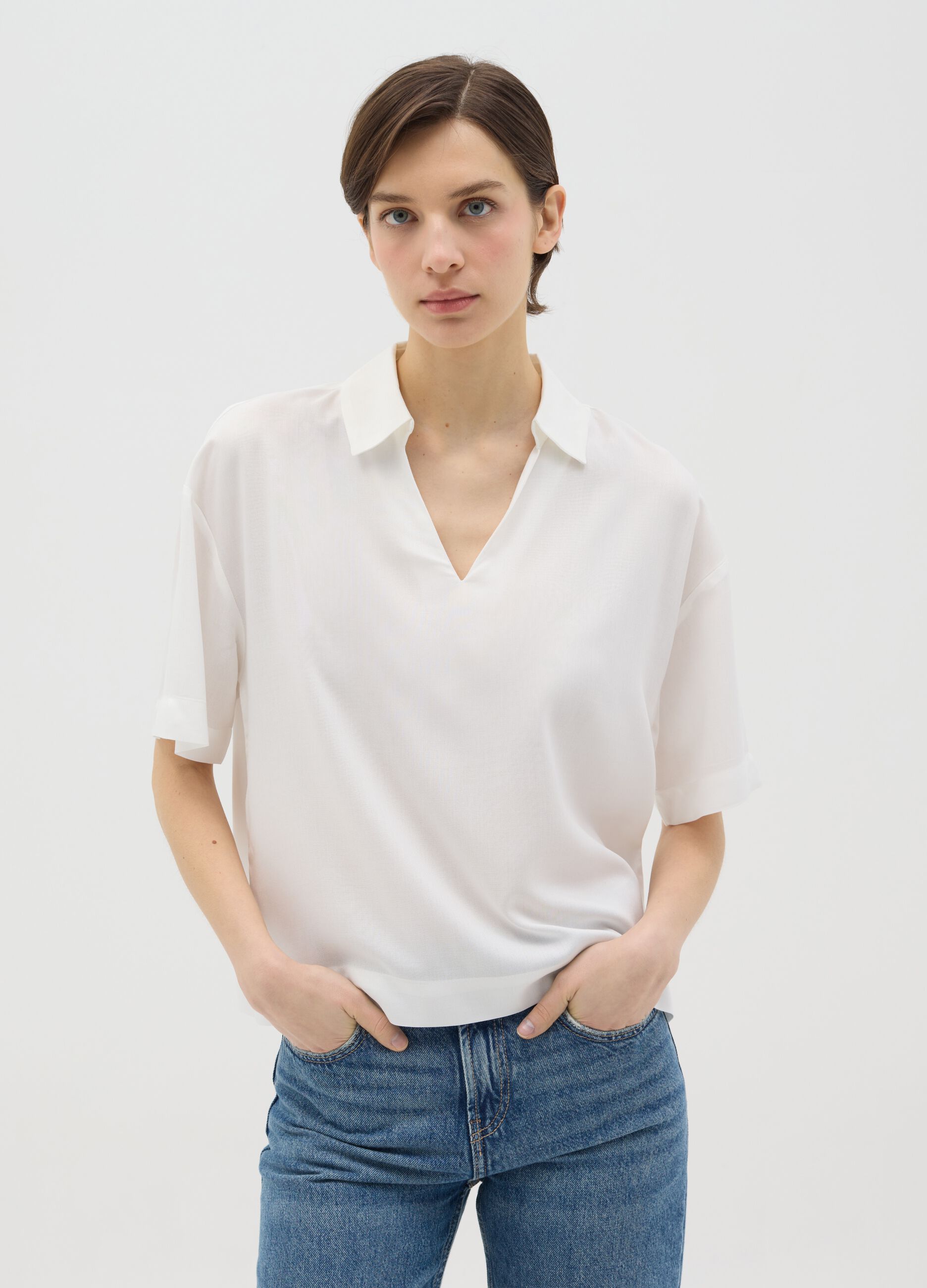 Viscose blouse with polo neck