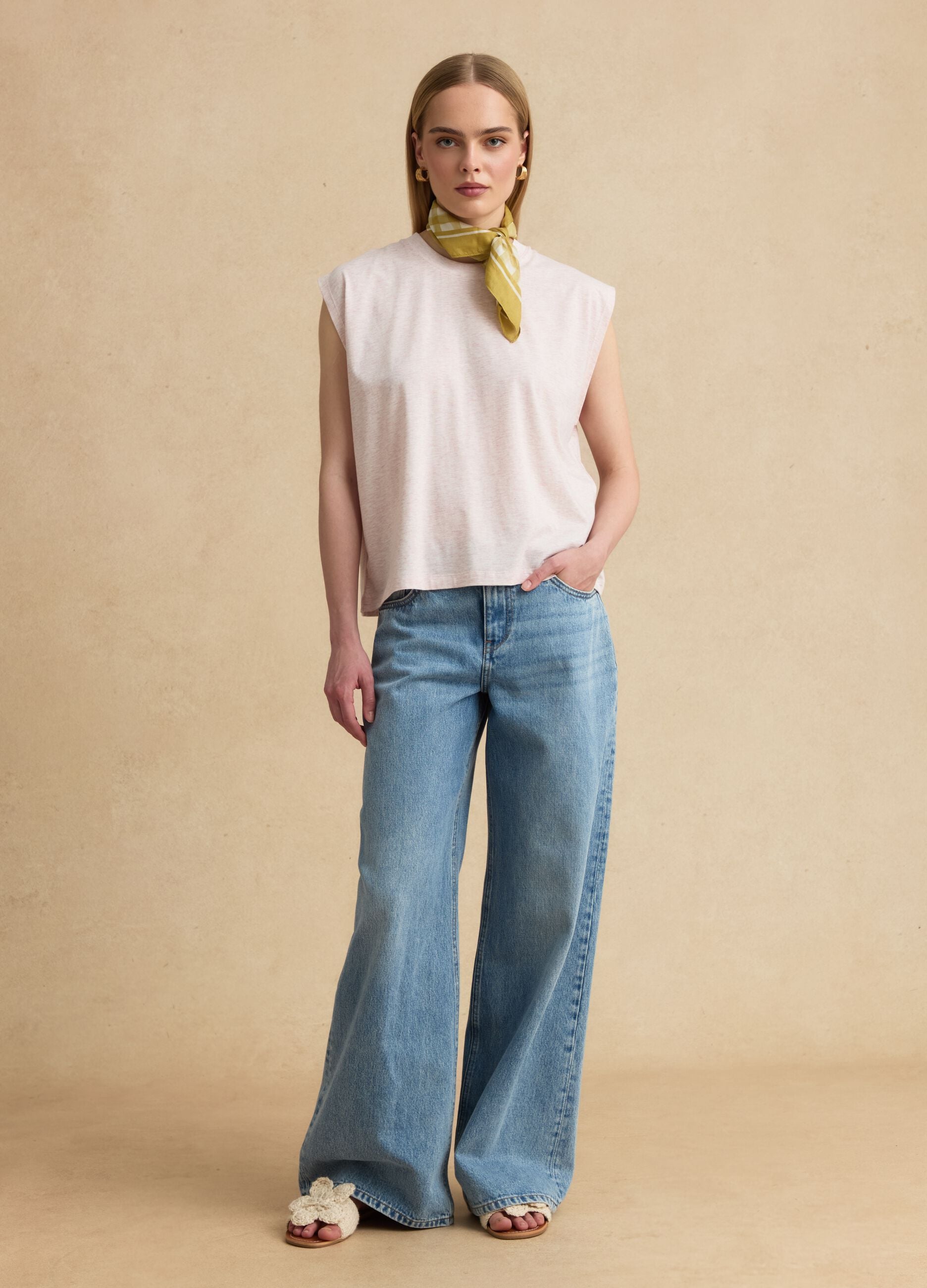 Pink short-sleeve T-shirt in lyocell and cotton blend