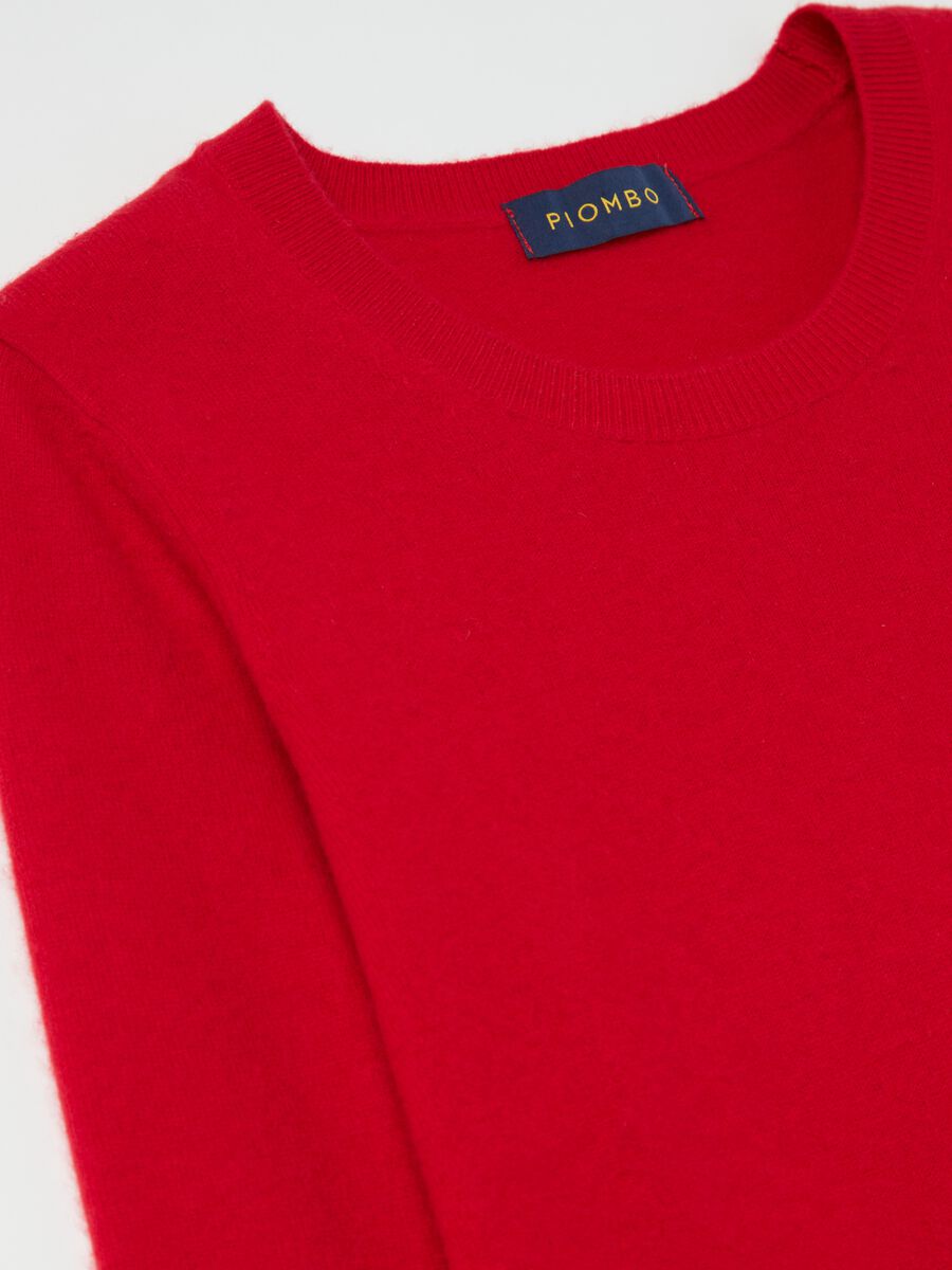 Cashmere pullover with round neck with fold_5
